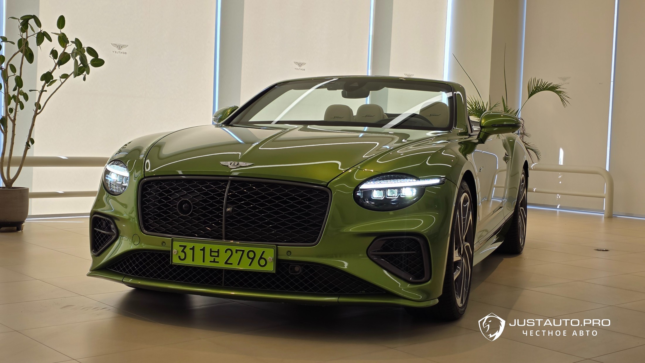 Автомобиль Bentley Continental