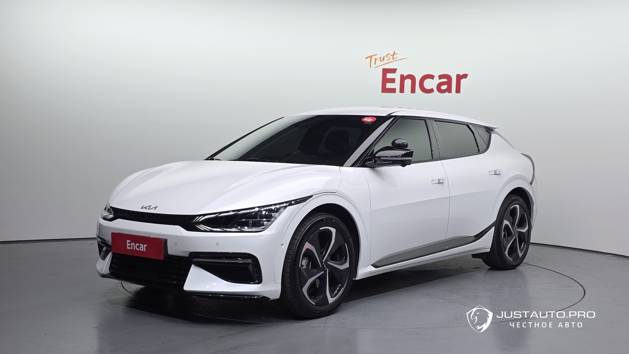 Автомобиль Kia EV6