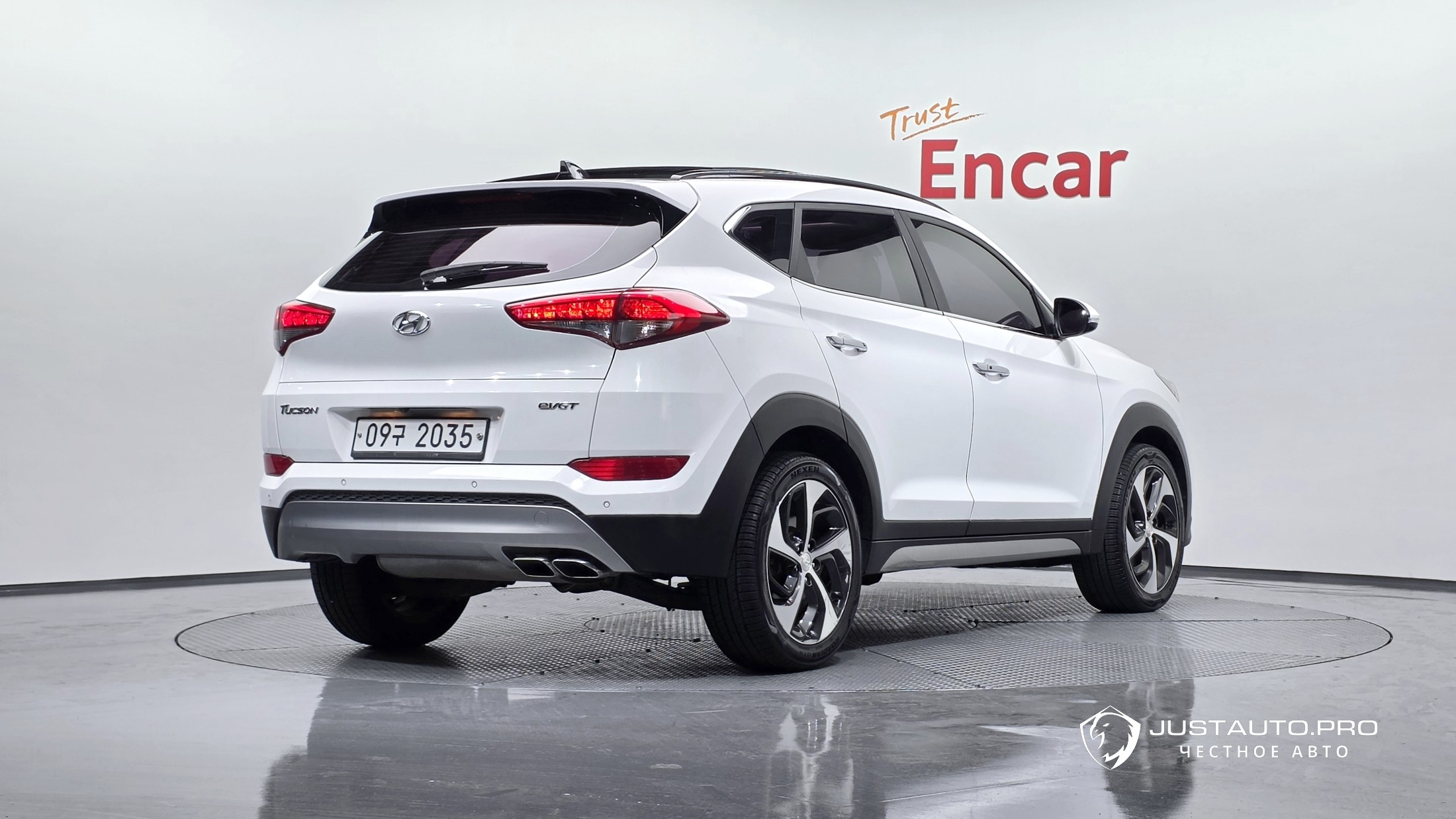 Автомобиль Hyundai Tucson