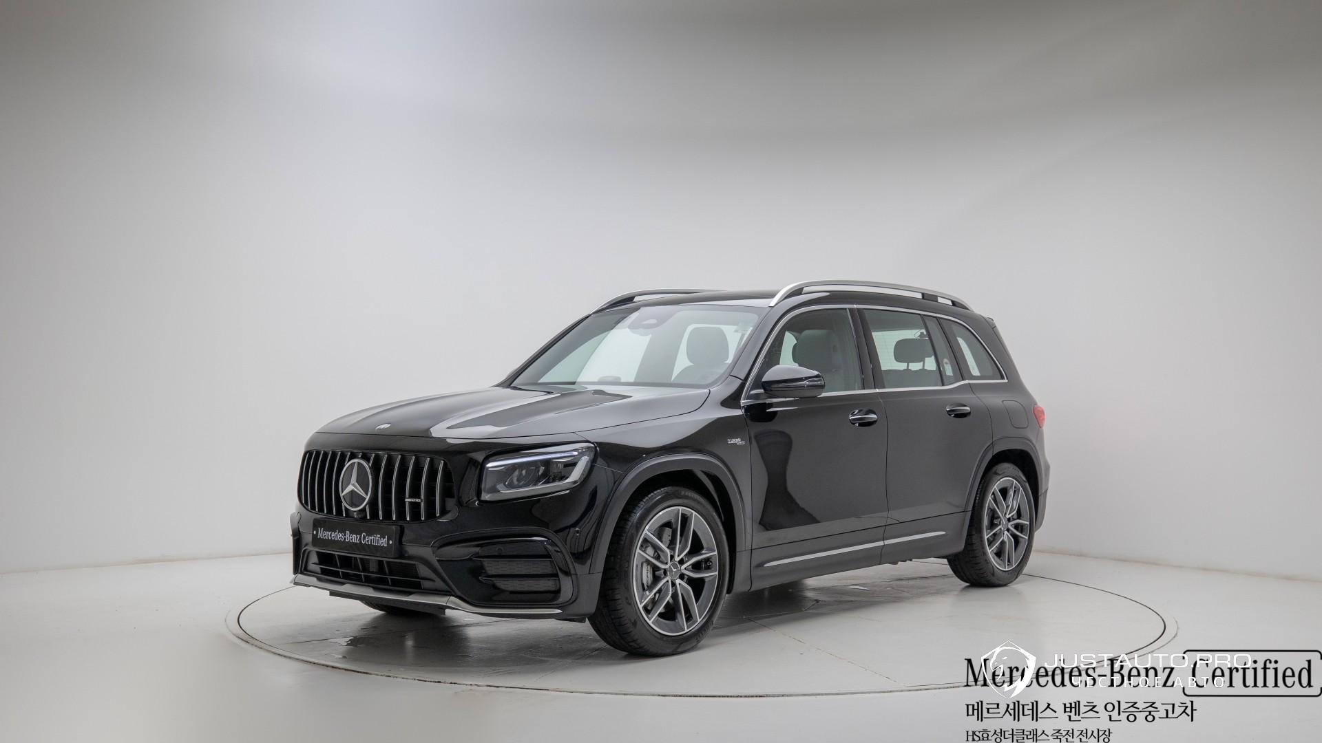 Автомобиль Mercedes-Benz GLB-Class