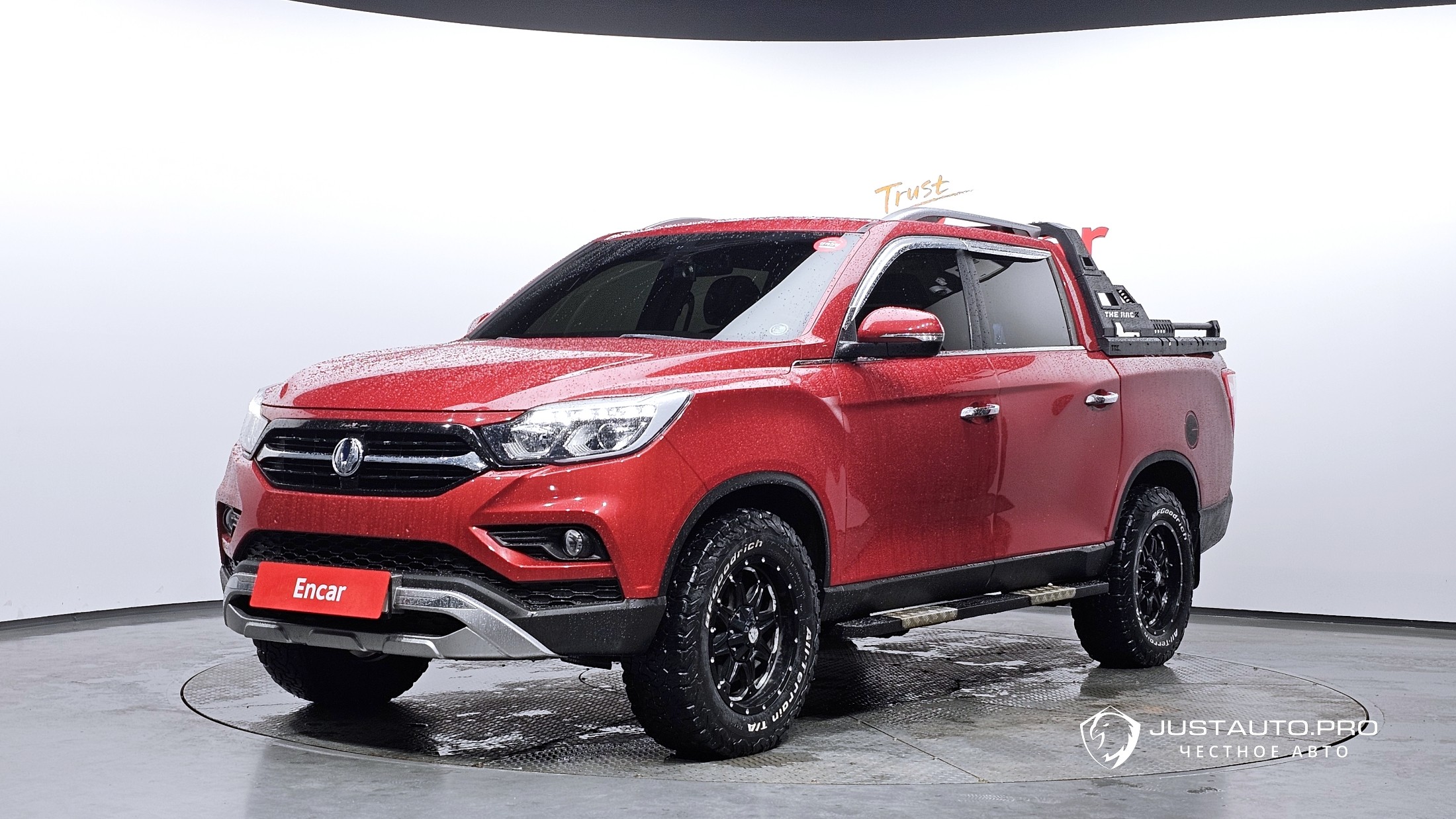 Автомобиль KG_Mobility_Ssangyong Rexton