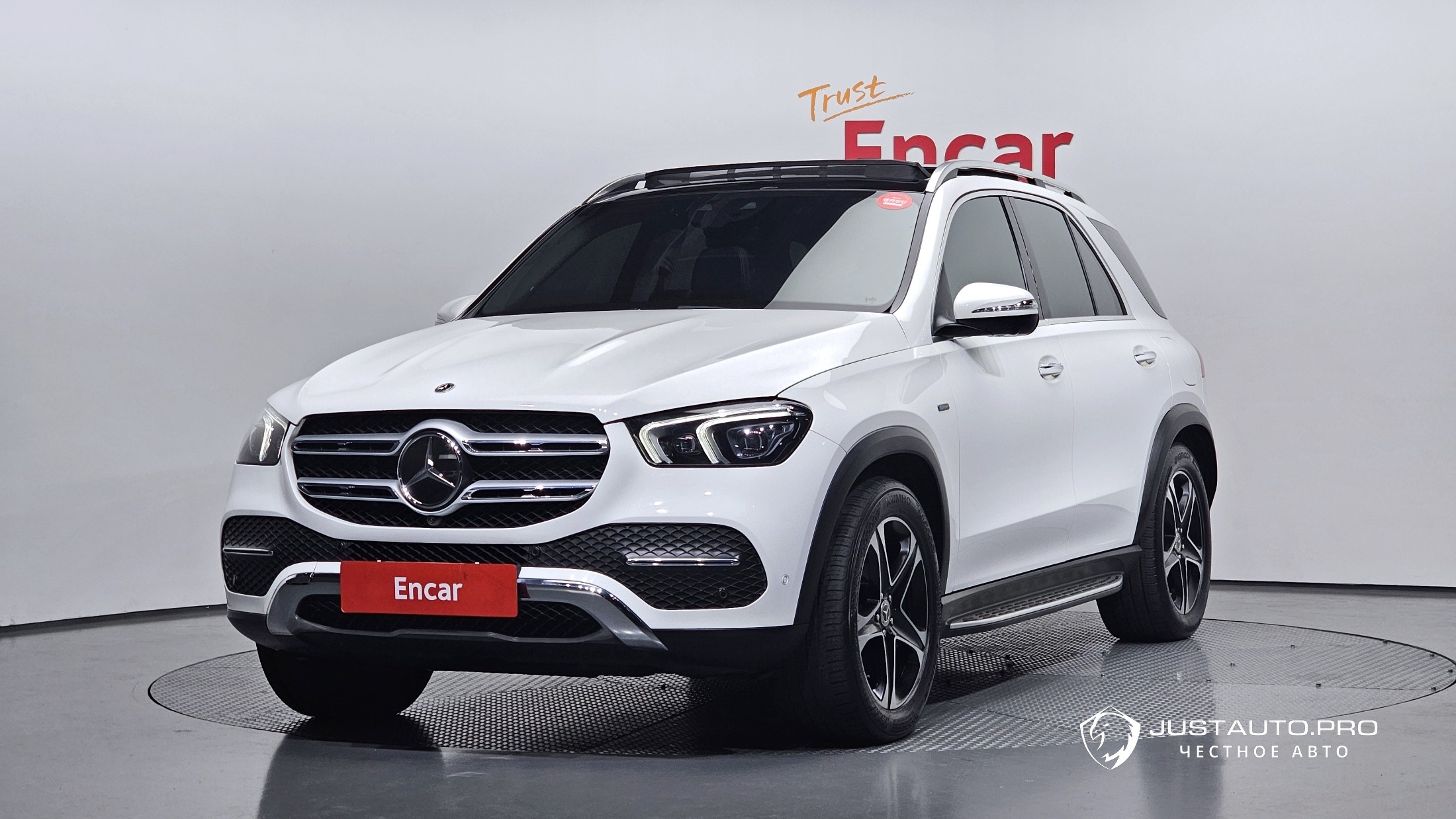 Автомобиль Mercedes-Benz GLE-Class