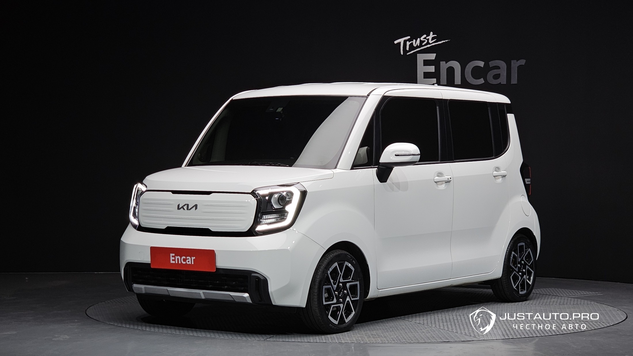 Автомобиль Kia RAY