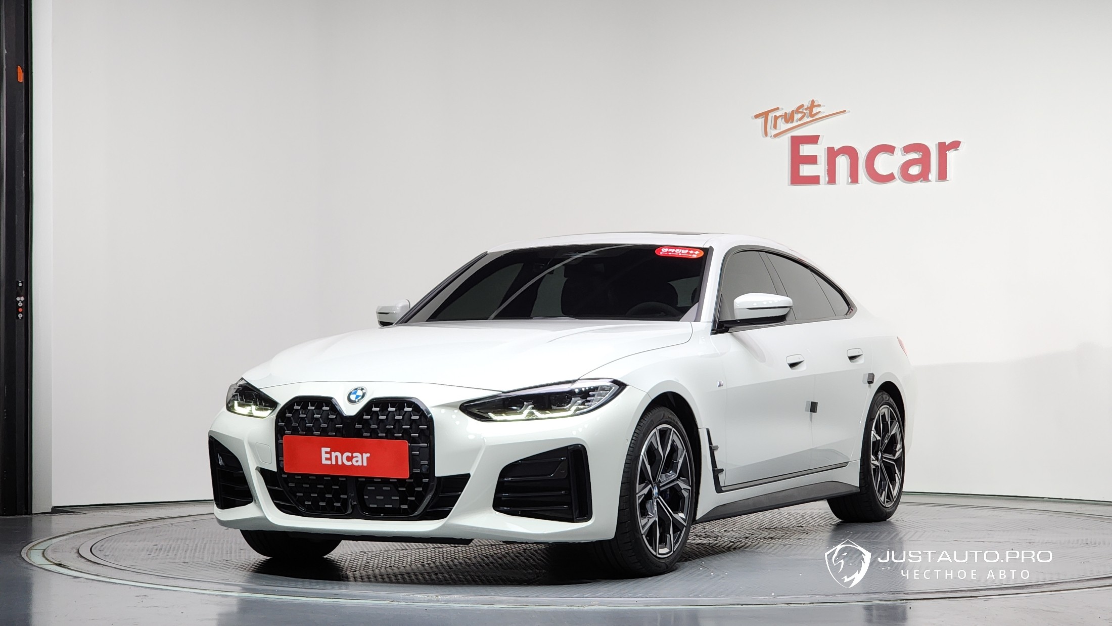Автомобиль BMW 4-Series