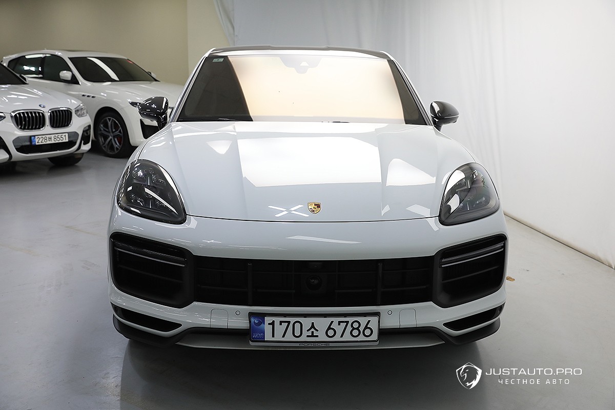 Автомобиль Porsche Cayenne
