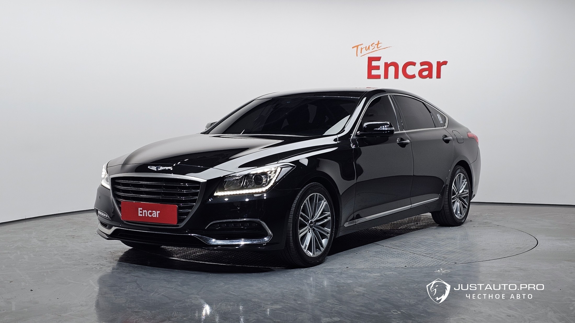 Автомобиль Genesis G80