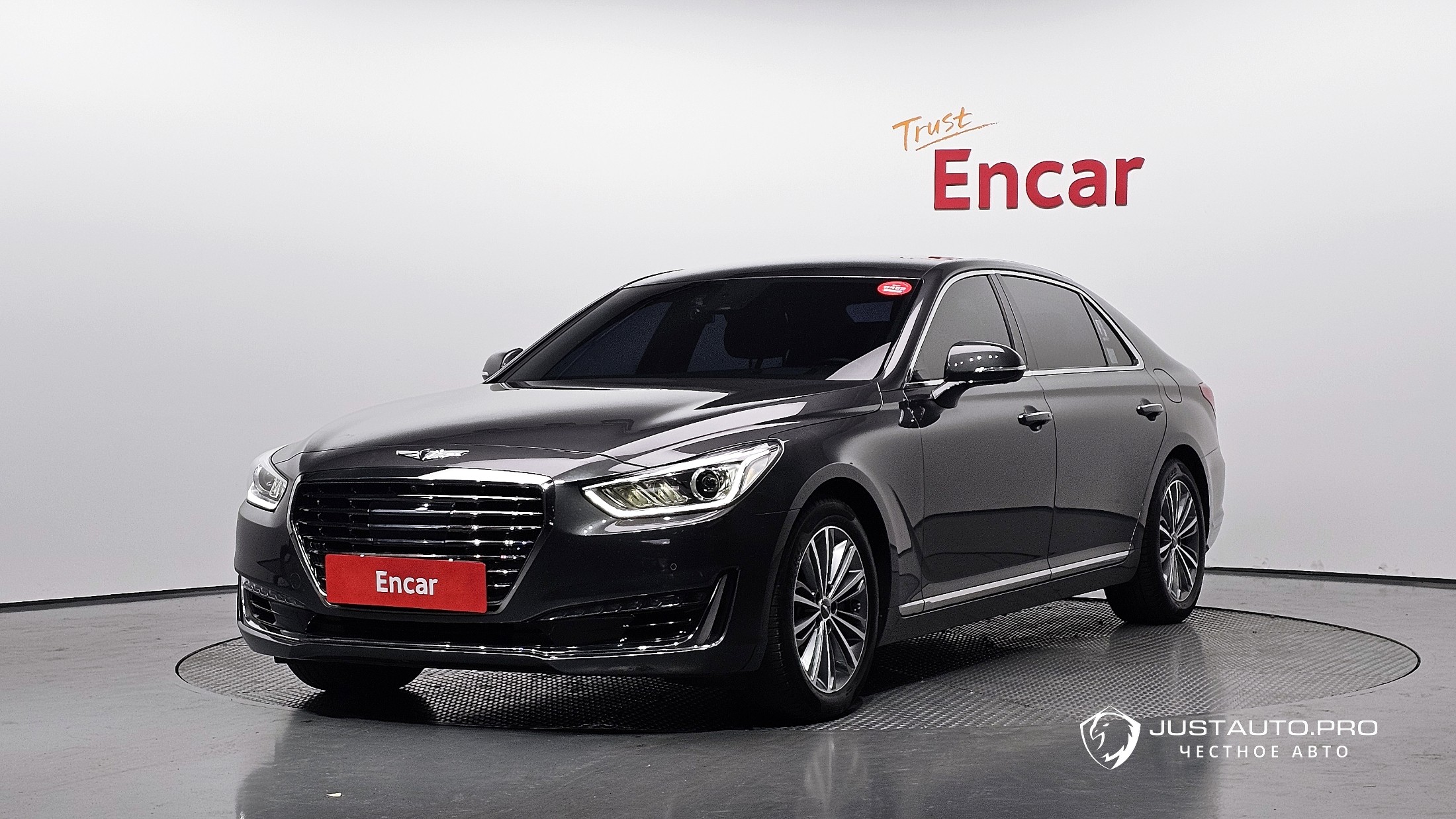 Автомобиль Genesis EQ900