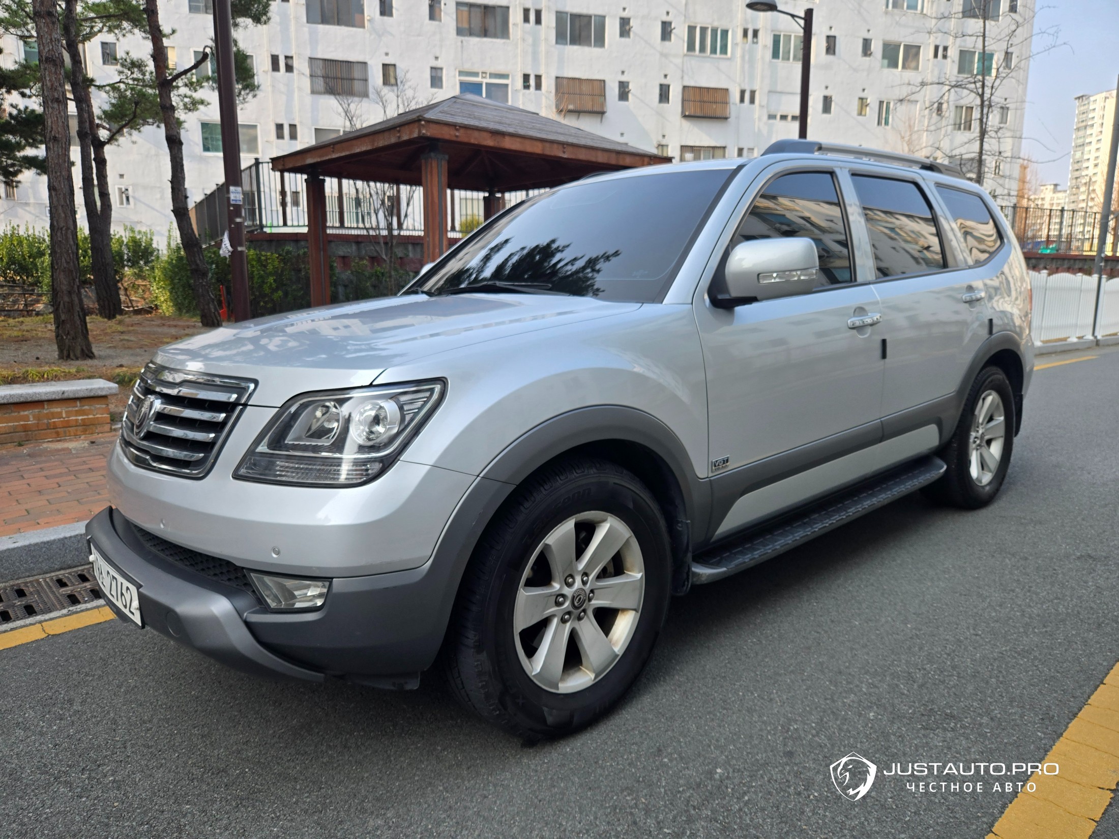 Автомобиль Kia Mohave