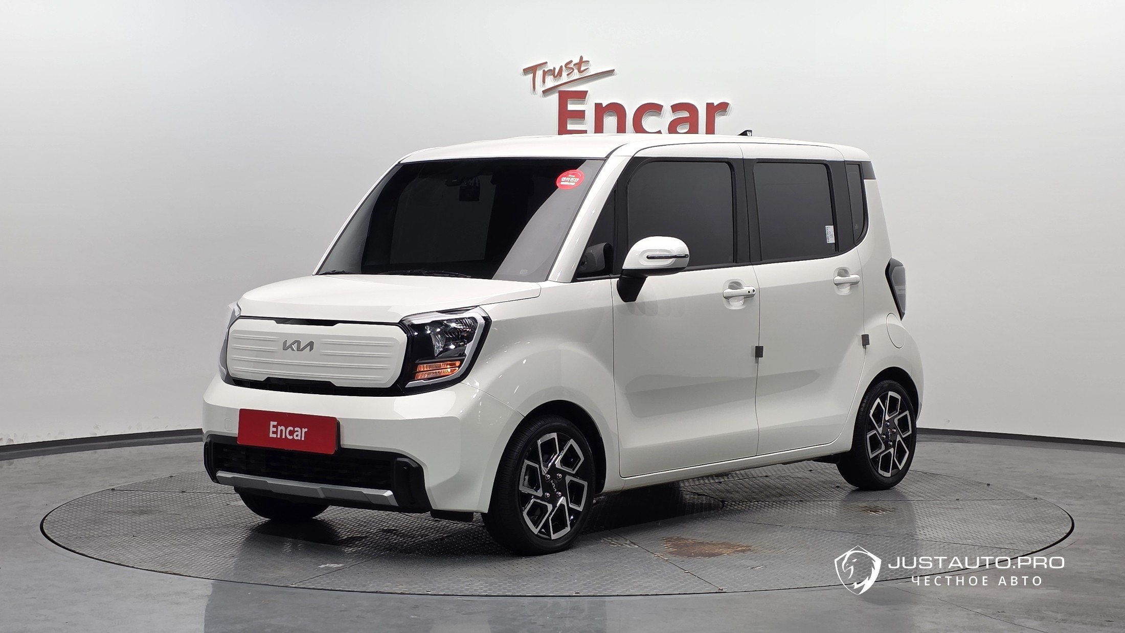 Автомобиль Kia RAY