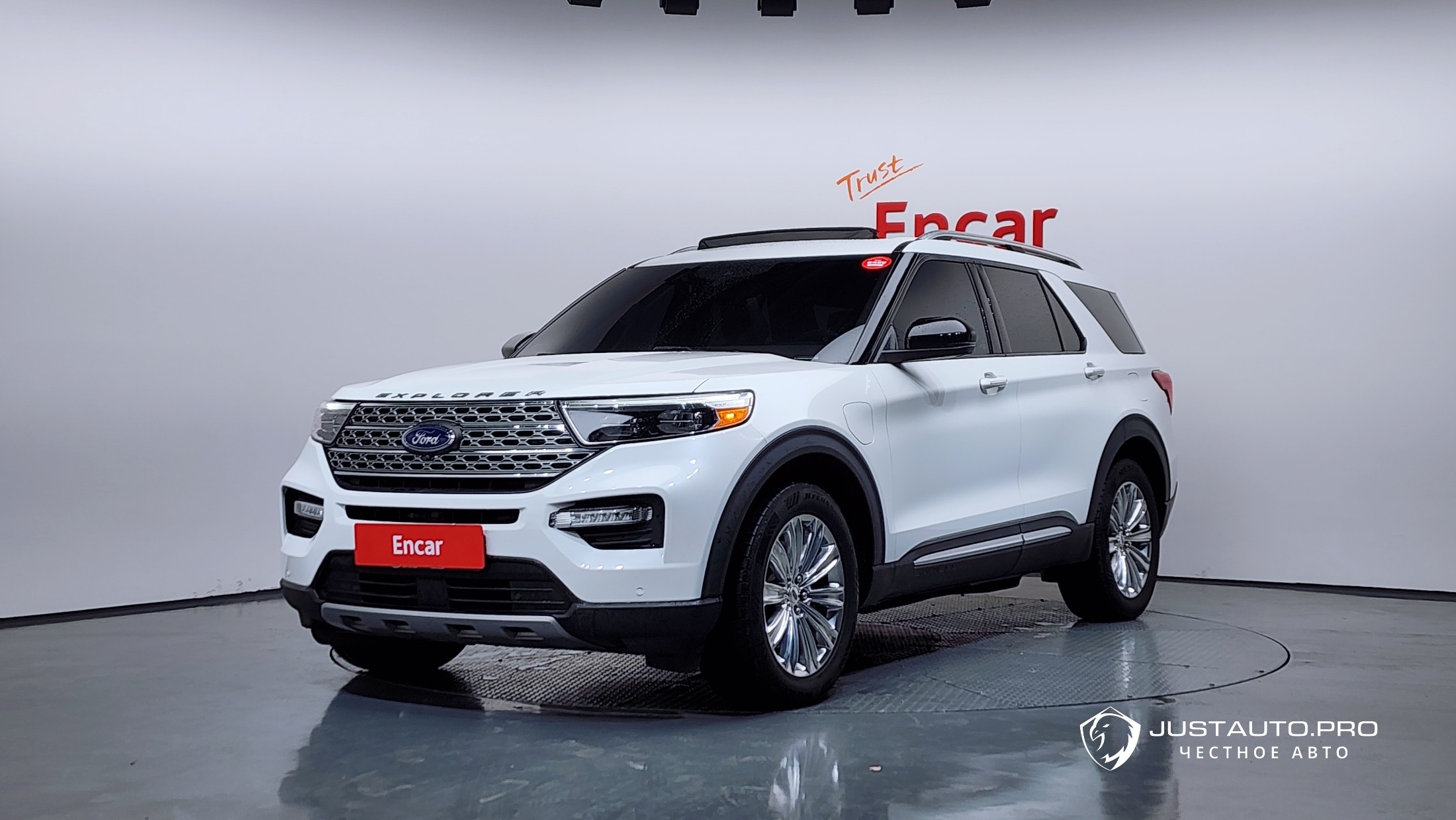 Автомобиль Ford Explorer