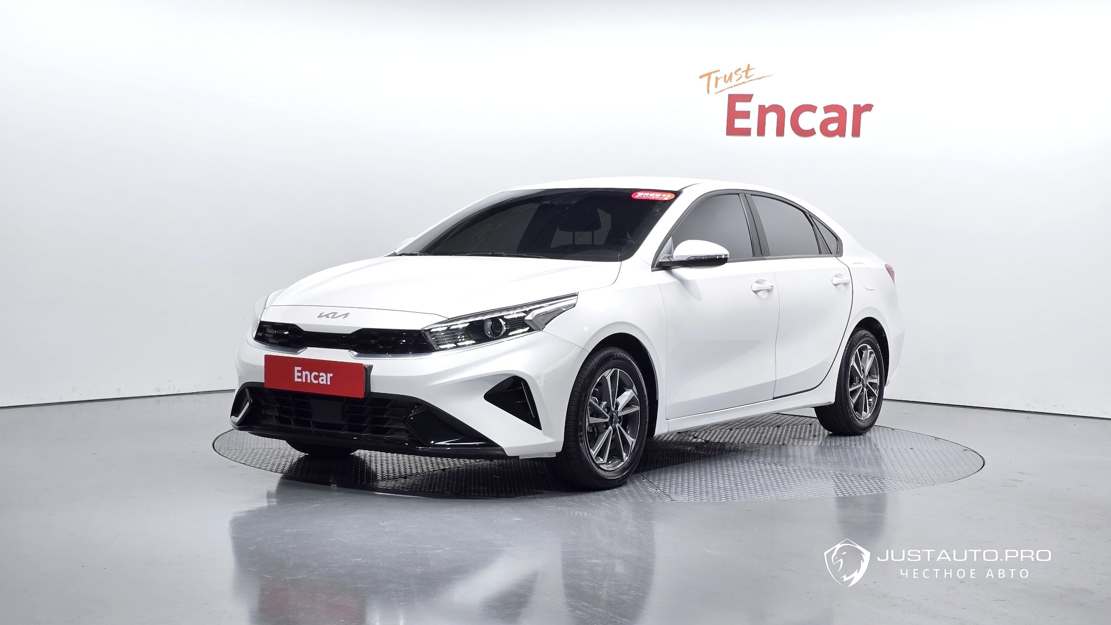 Автомобиль Kia K3