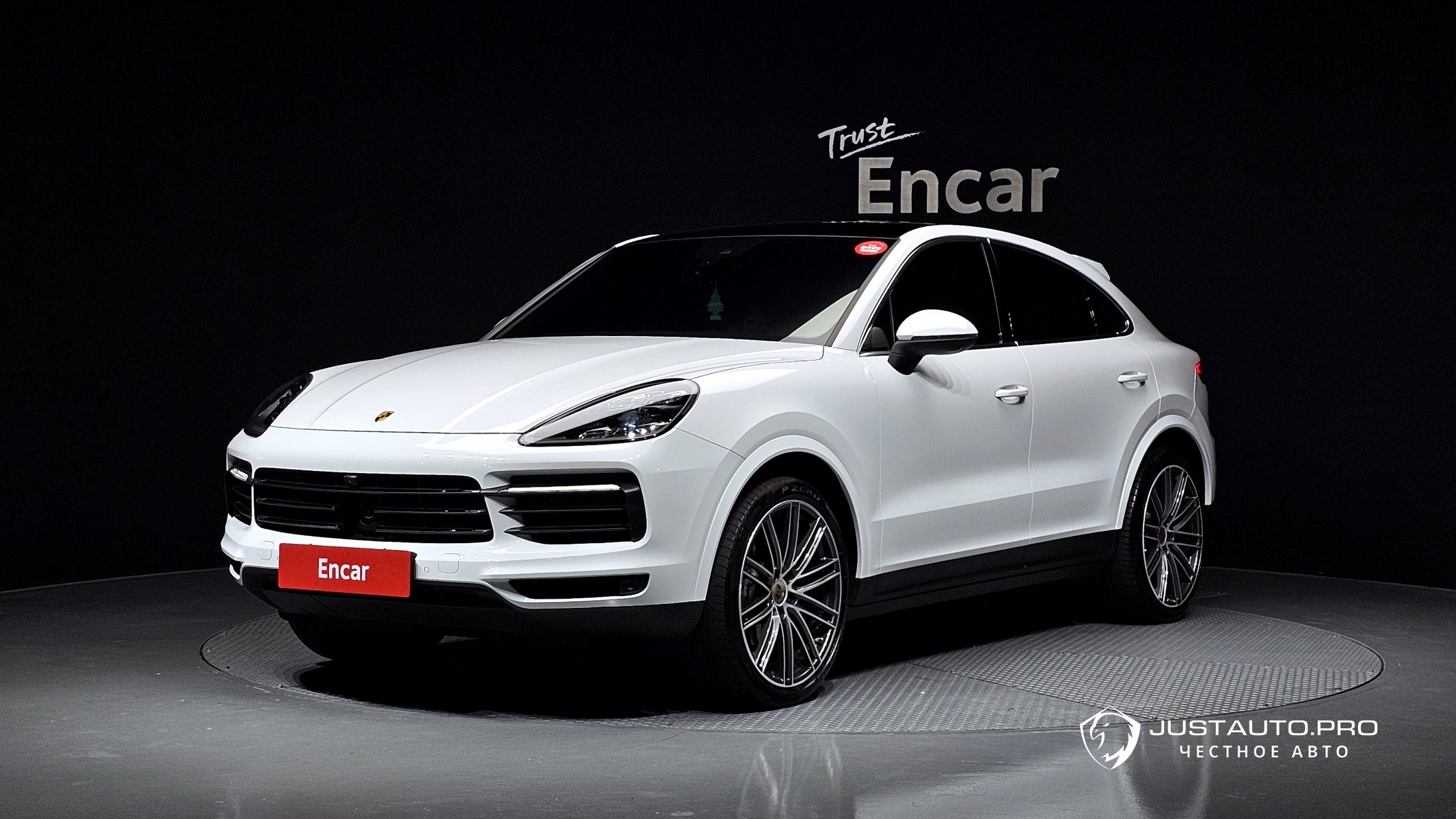 Автомобиль Porsche Cayenne