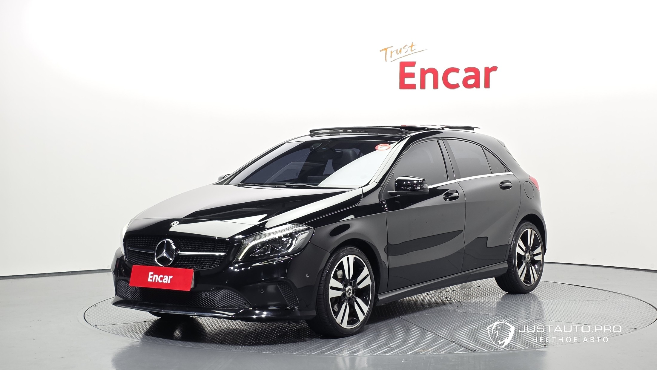 Автомобиль Mercedes-Benz A-Class