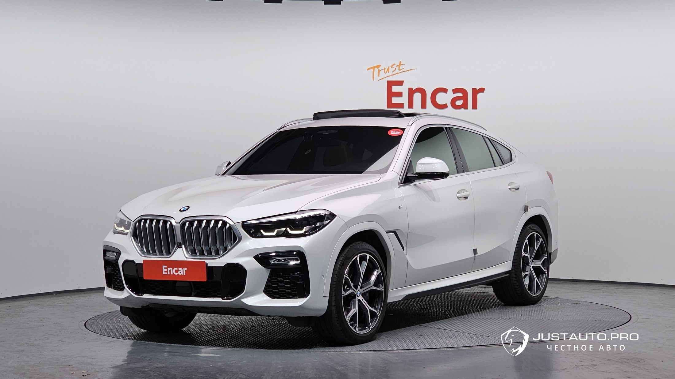 Автомобиль BMW X6