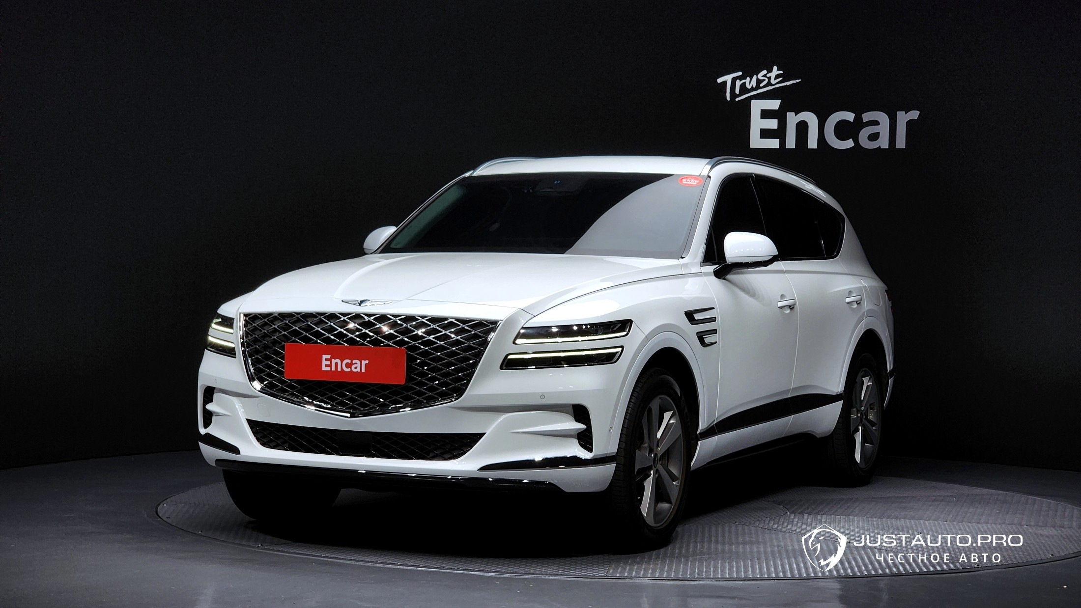 Автомобиль Genesis GV80