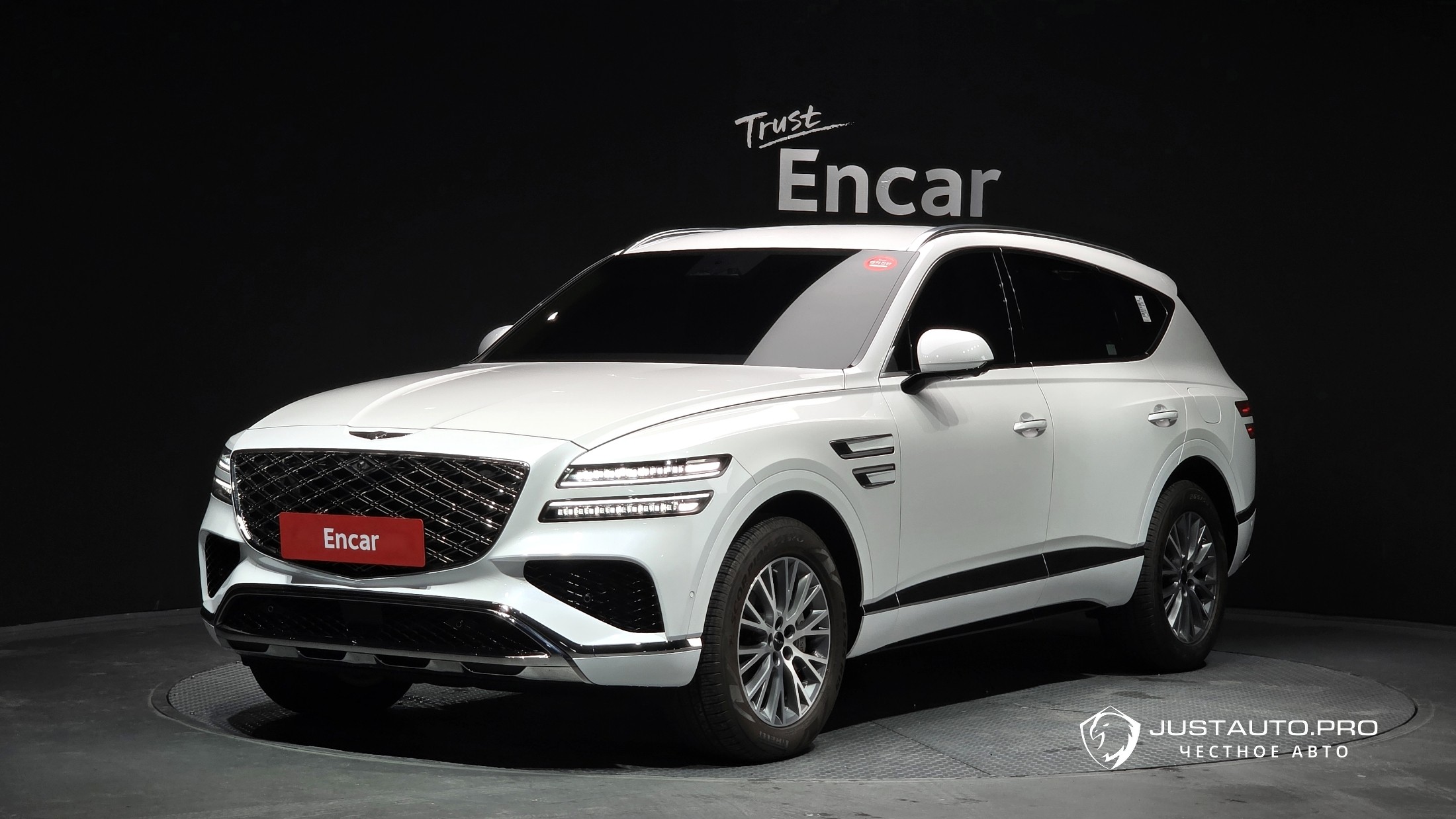 Автомобиль Genesis GV80