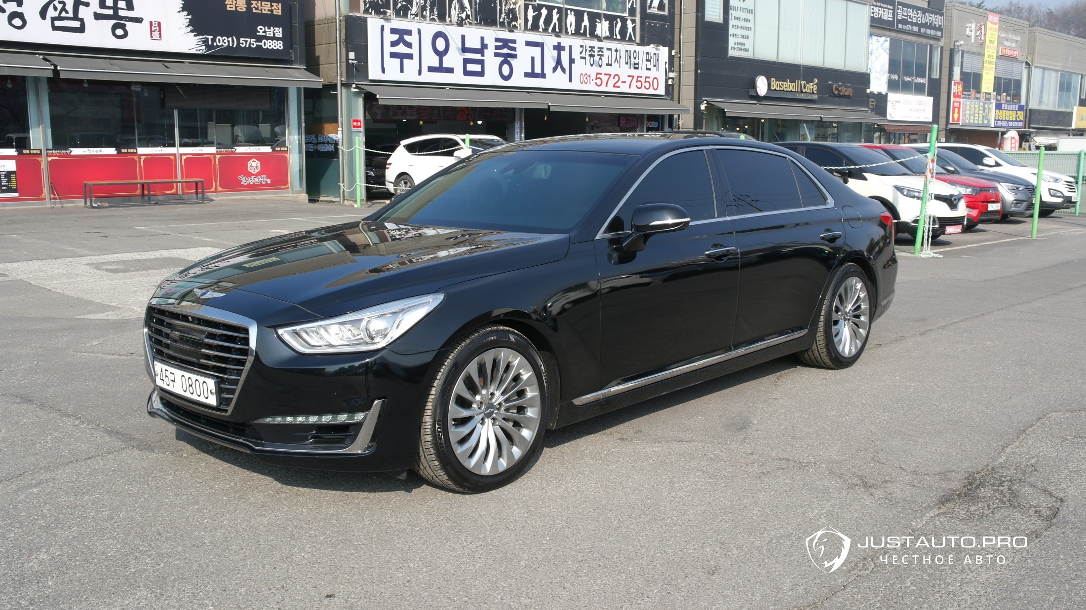 Автомобиль Genesis EQ900