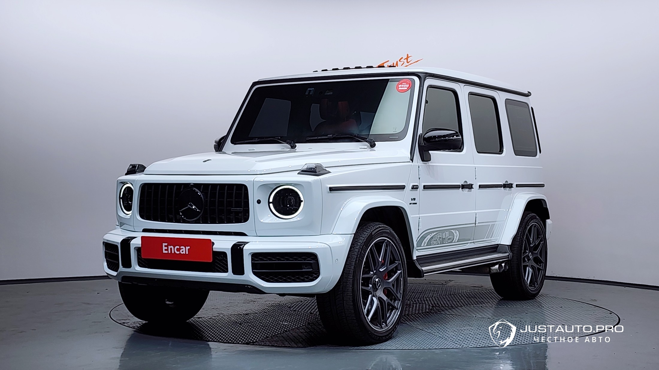 Автомобиль Mercedes-Benz G-Class