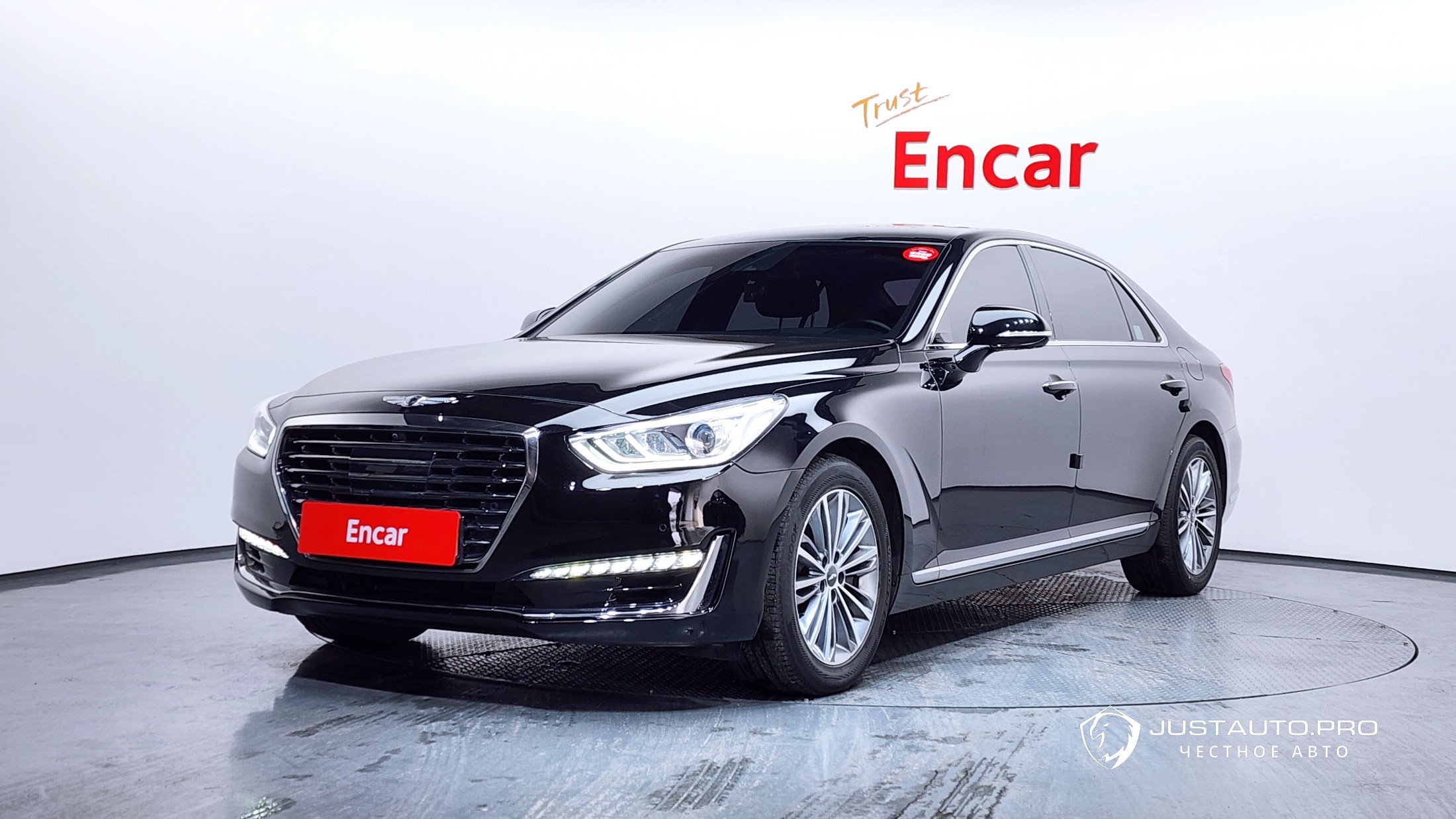 Автомобиль Genesis EQ900