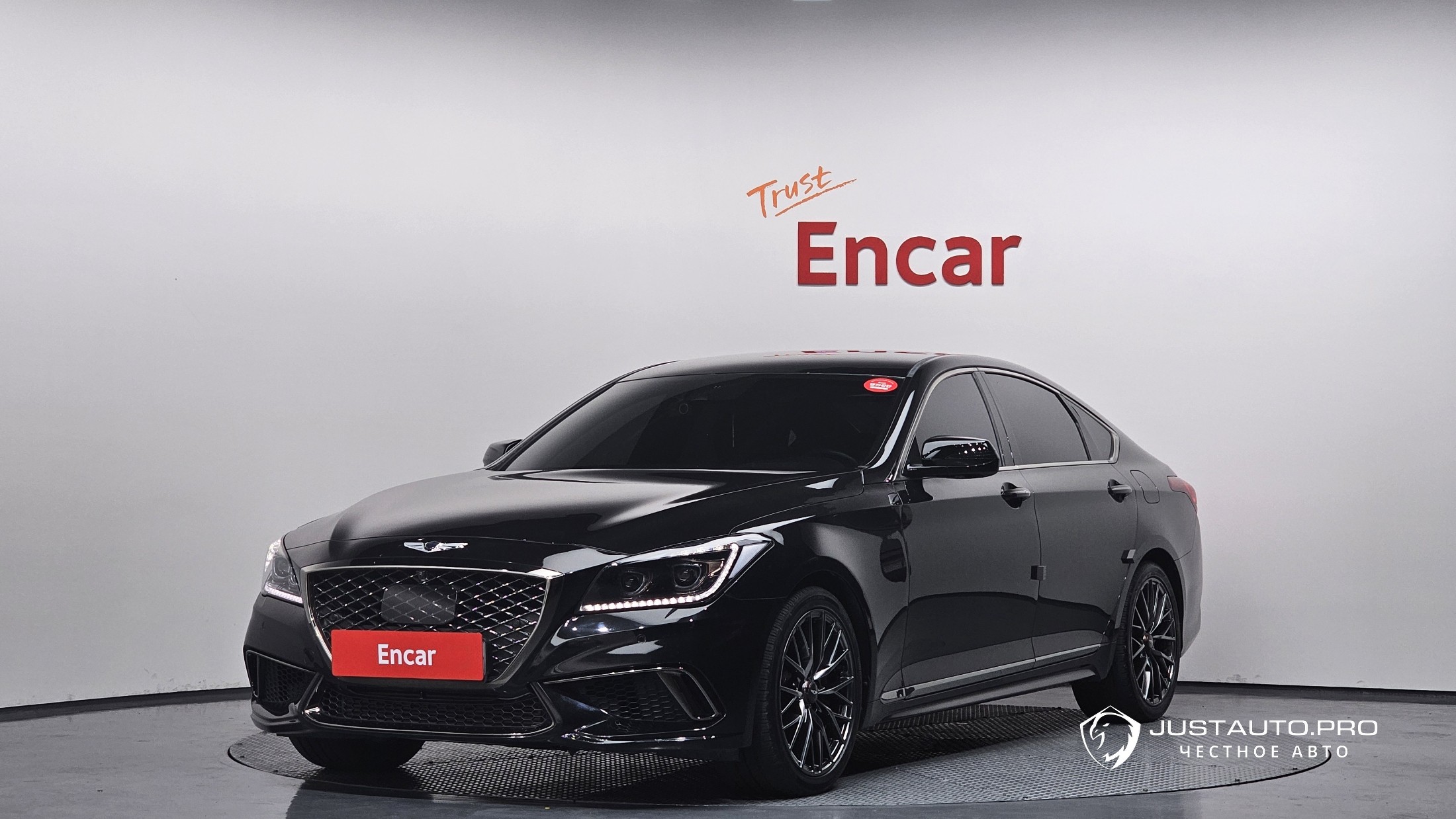 Автомобиль Genesis G80