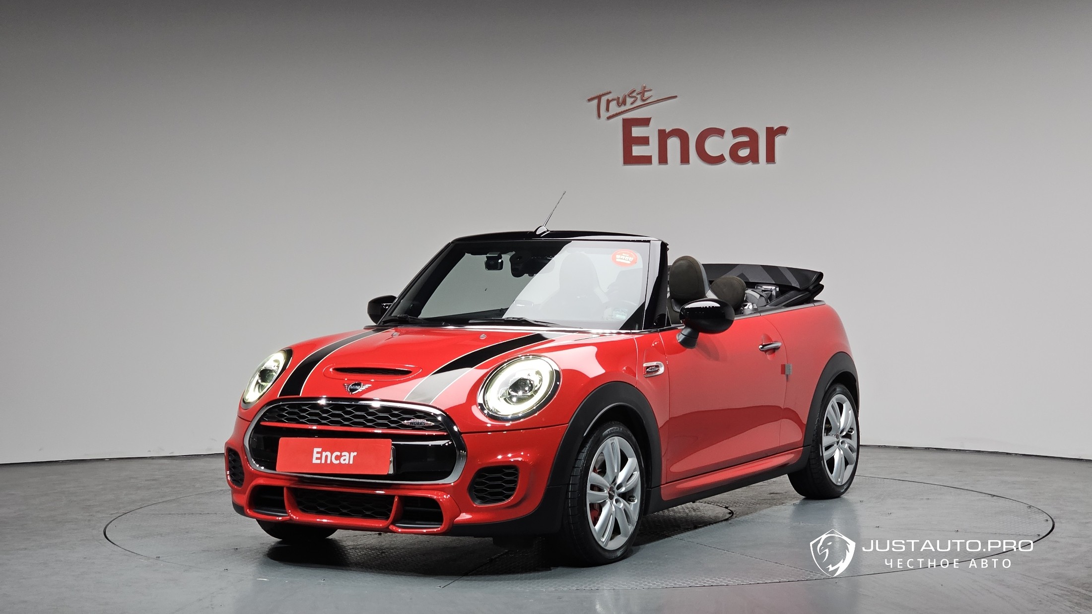 Автомобиль Mini Cooper Convertible