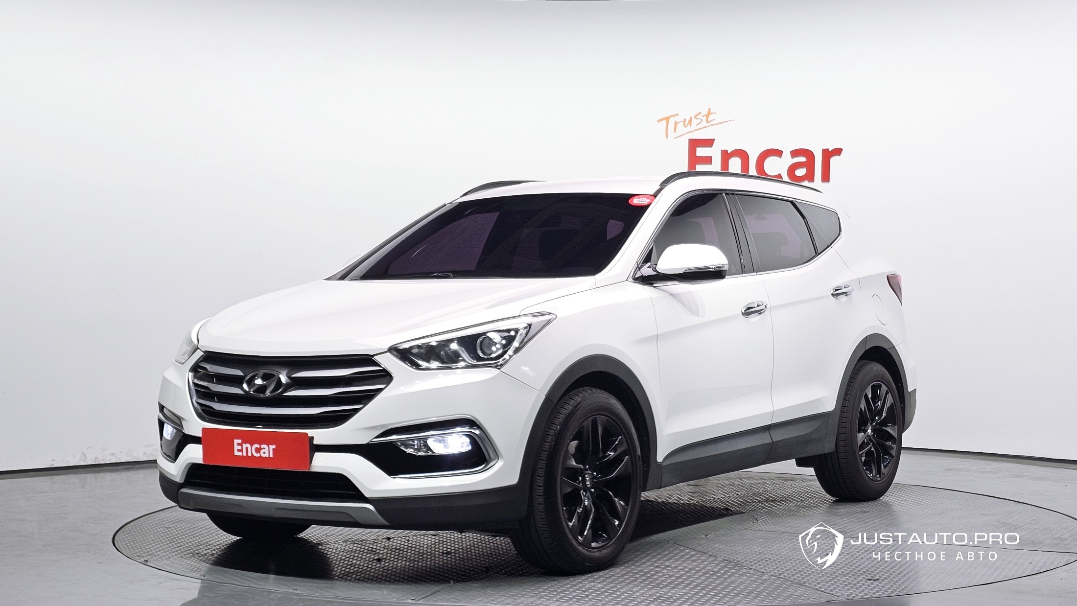 Автомобиль Hyundai Santafe