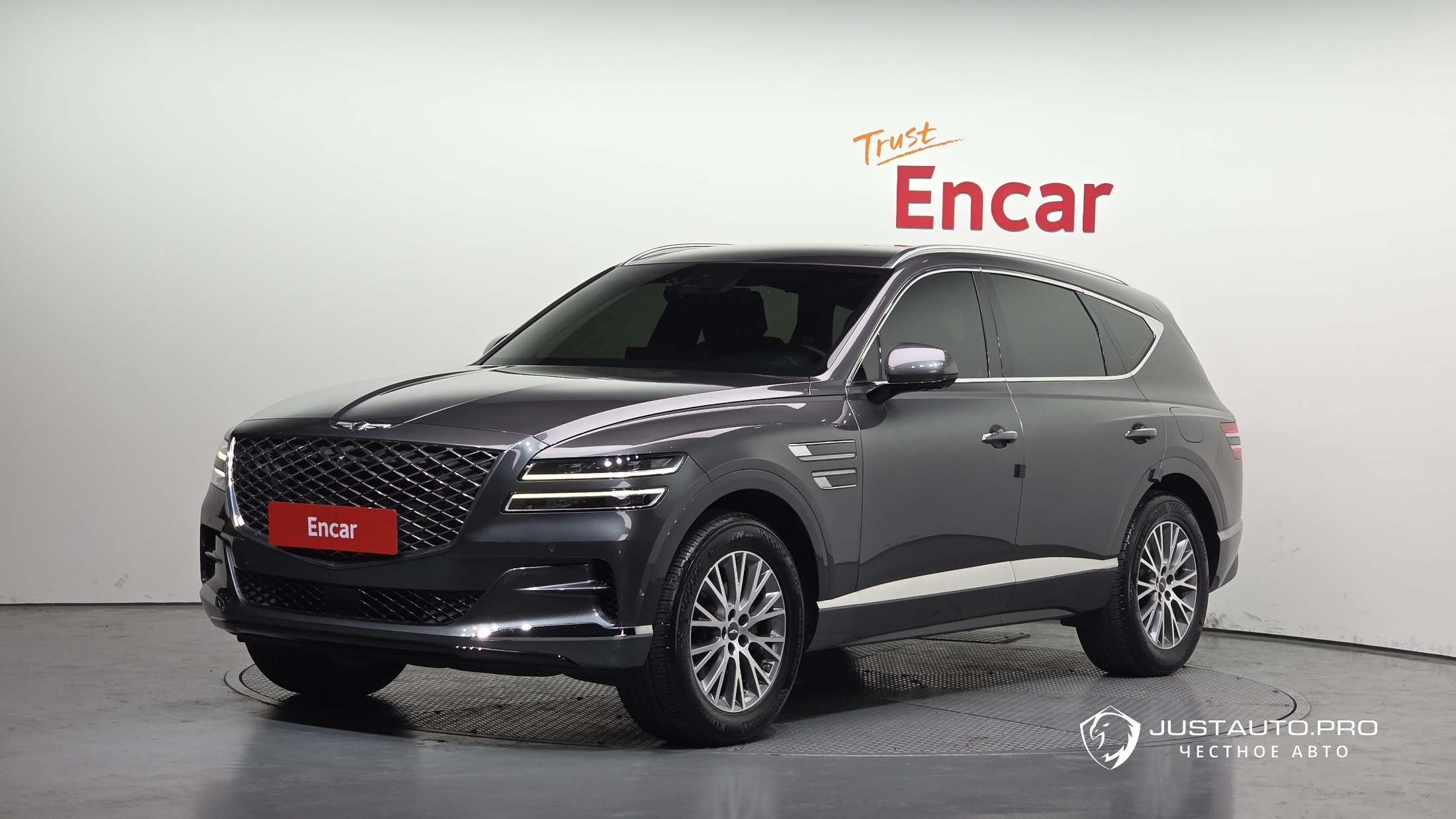 Автомобиль Genesis GV80