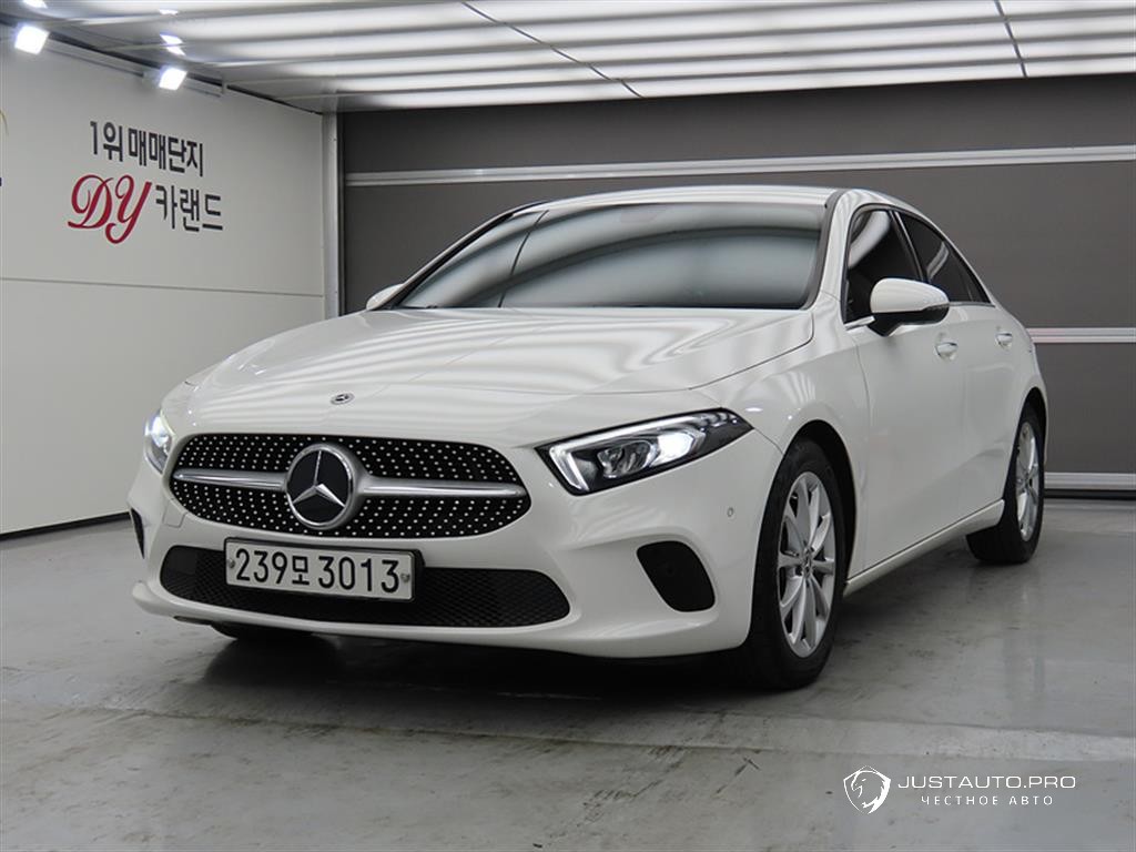 Автомобиль Mercedes-Benz A-Class