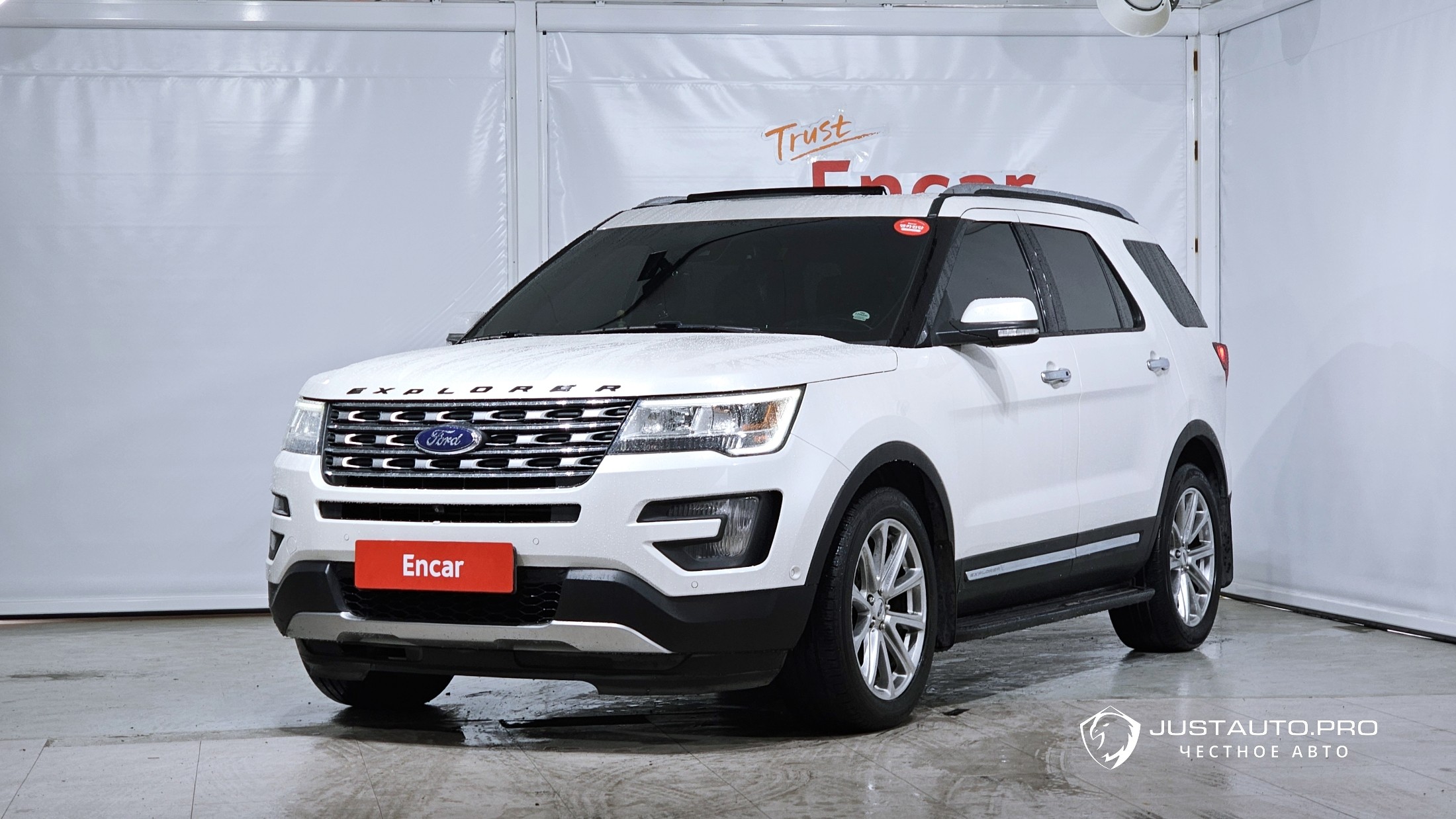 Автомобиль Ford Explorer