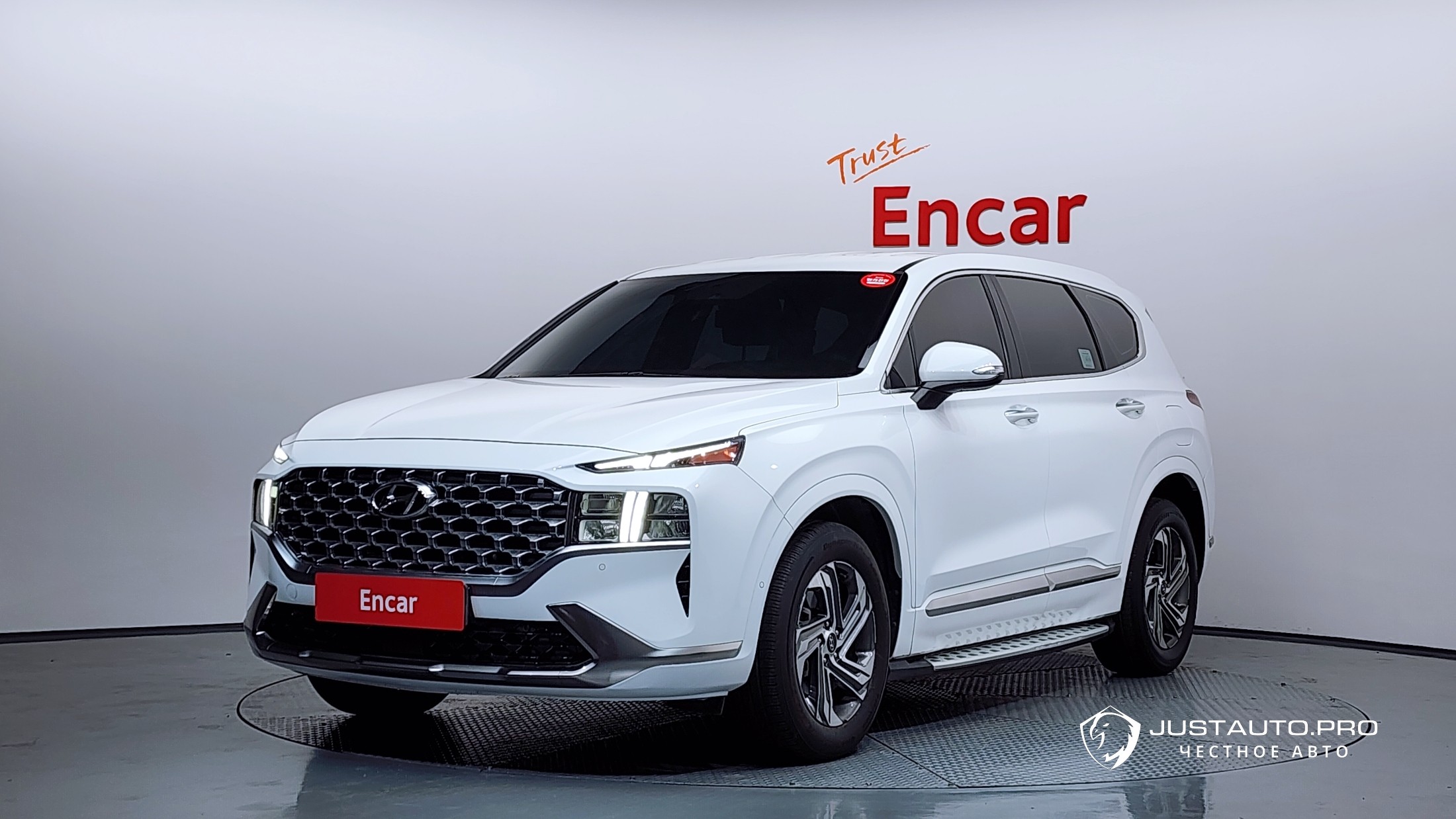 Автомобиль Hyundai Santafe