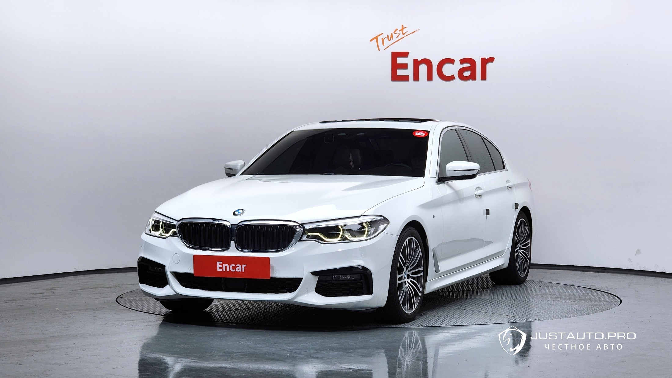 Автомобиль BMW 5-Series