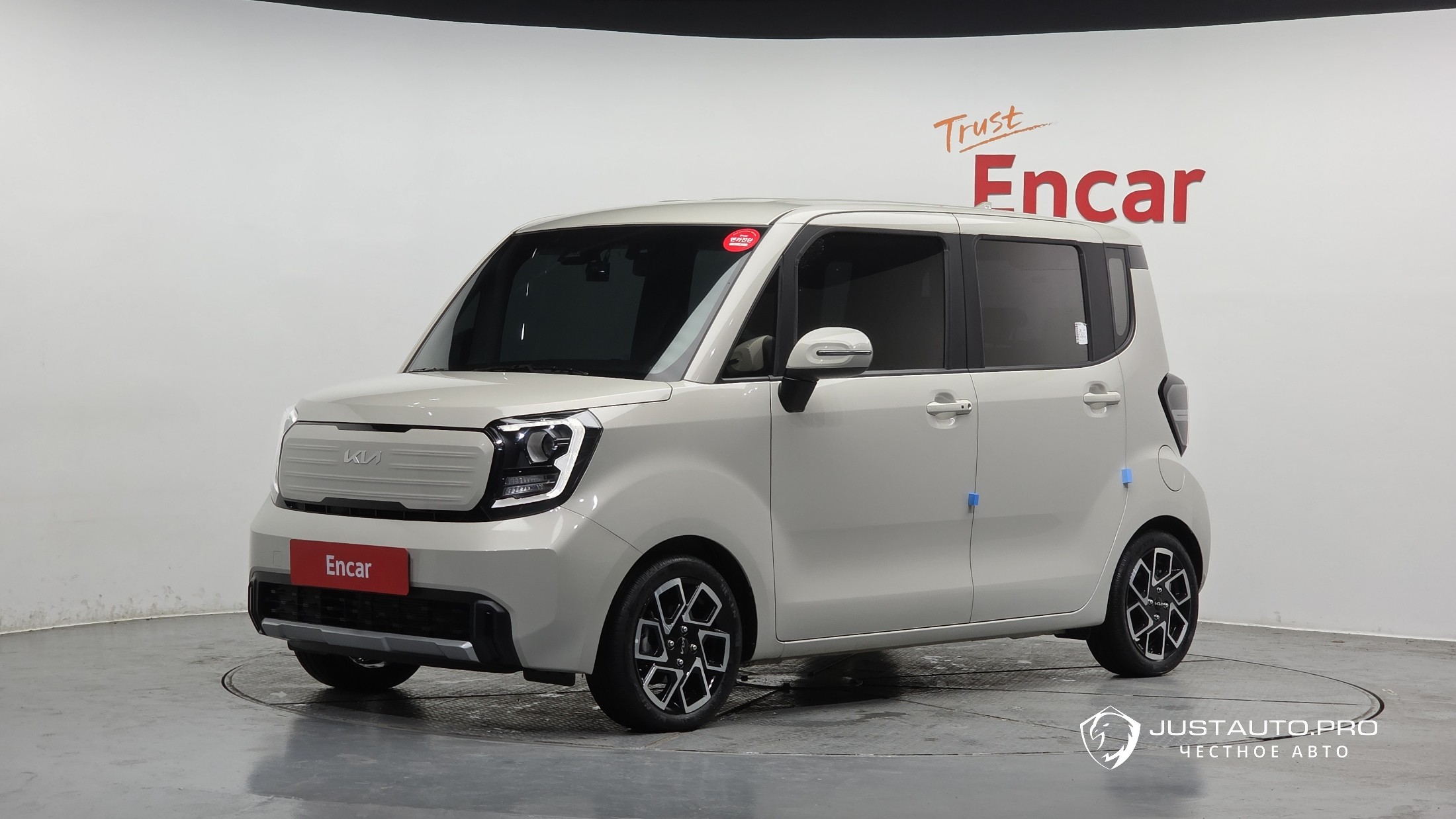 Автомобиль Kia RAY