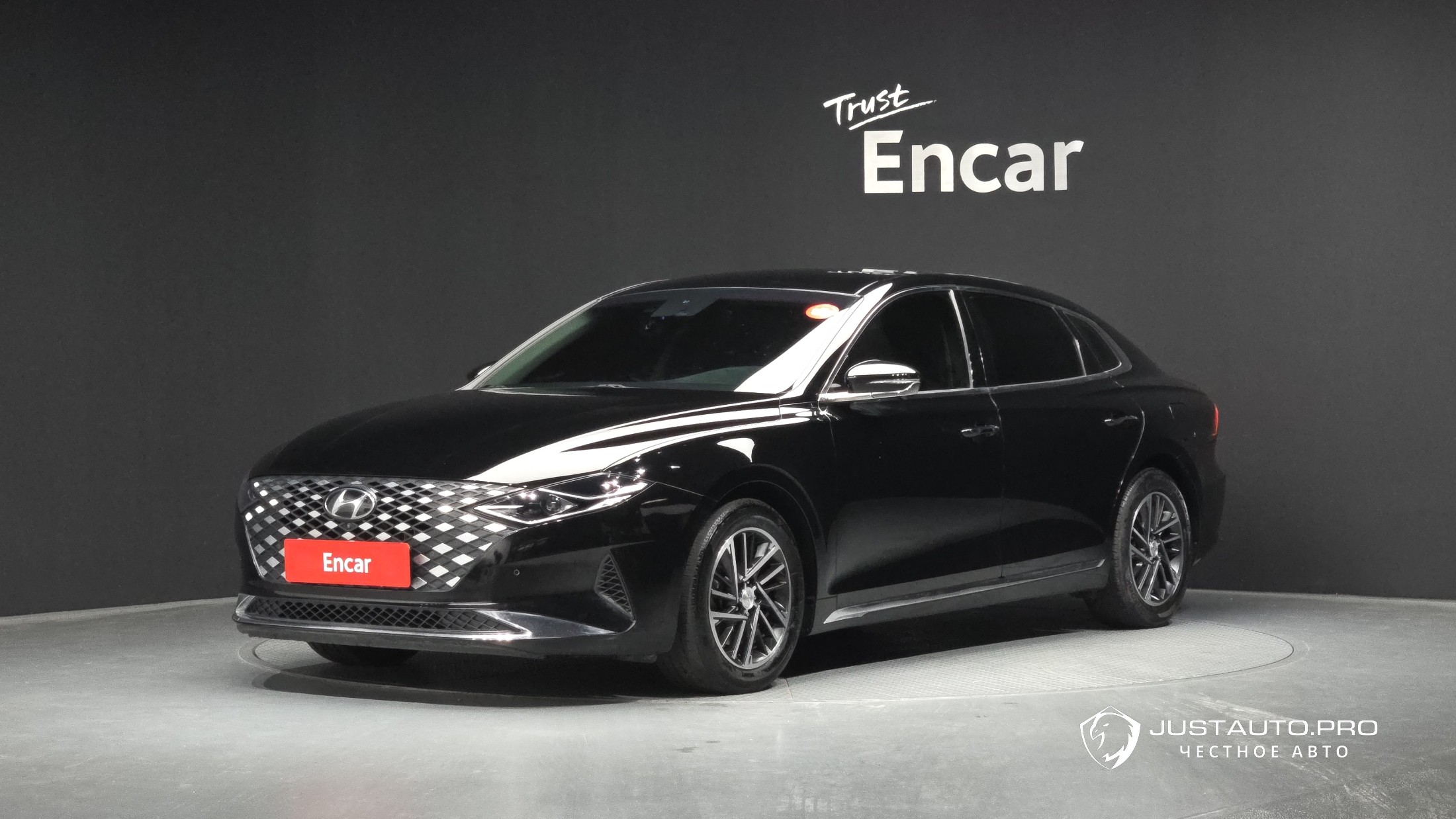 Автомобиль Hyundai Grandeur