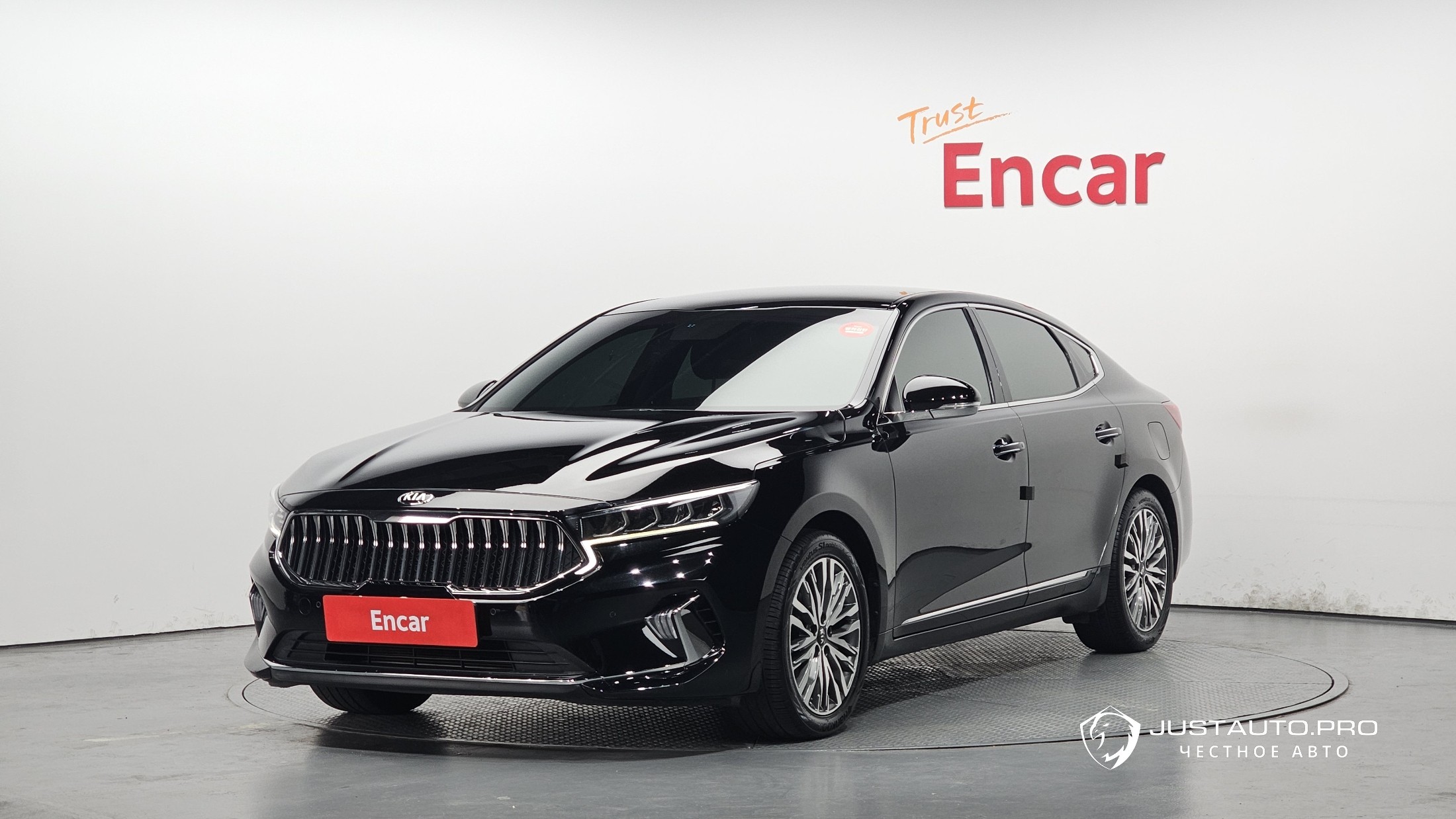 Автомобиль Kia K7