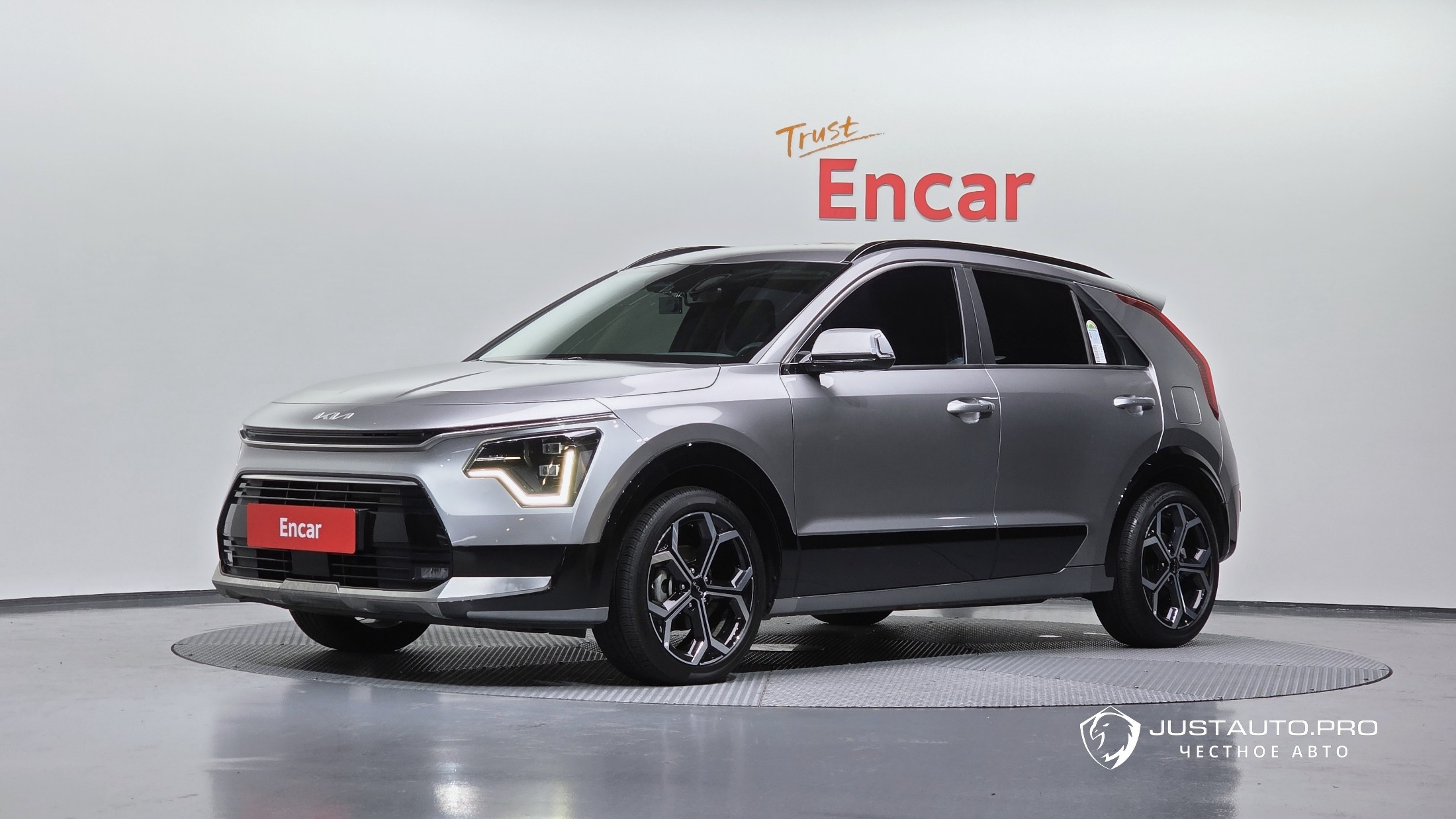 Автомобиль Kia Niro