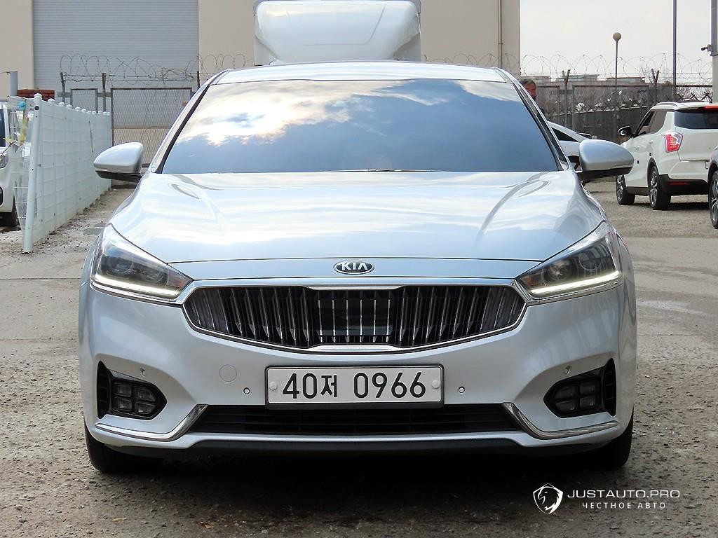 Автомобиль Kia K7