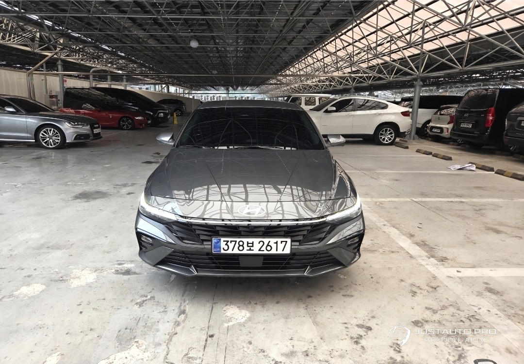 Автомобиль Hyundai AVANTE