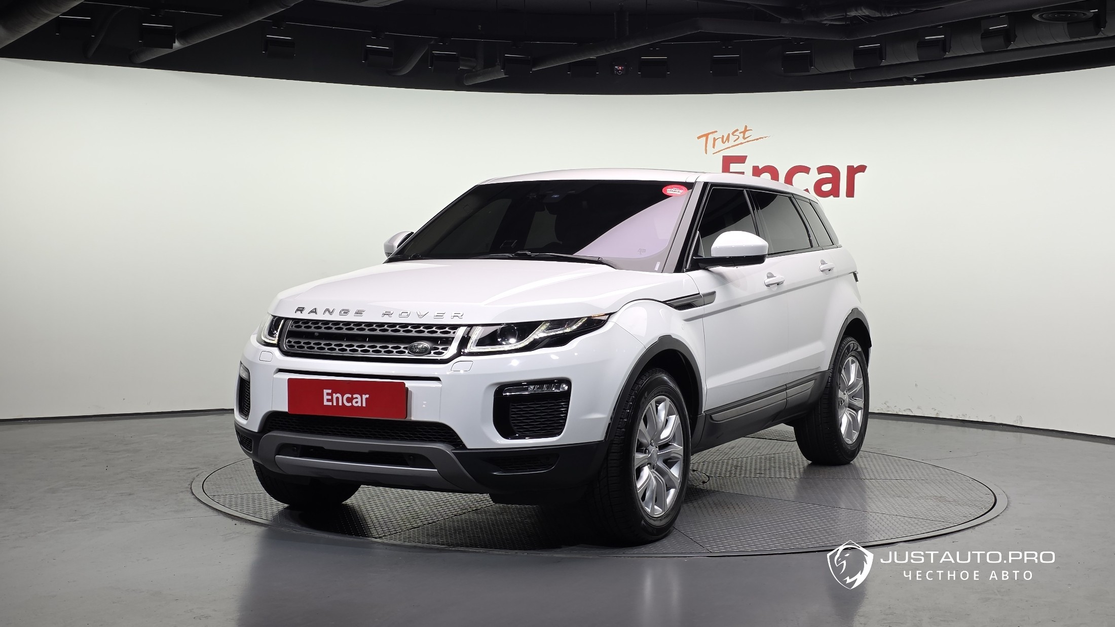 Автомобиль Land Rover Range Rover Evoque