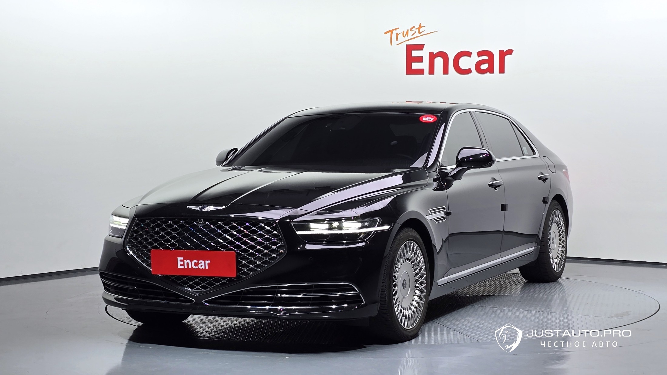 Автомобиль Genesis G90