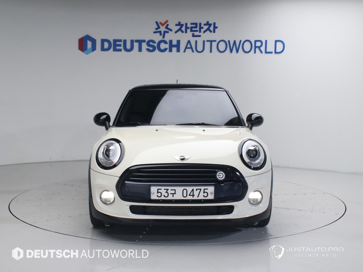 Автомобиль Mini Cooper