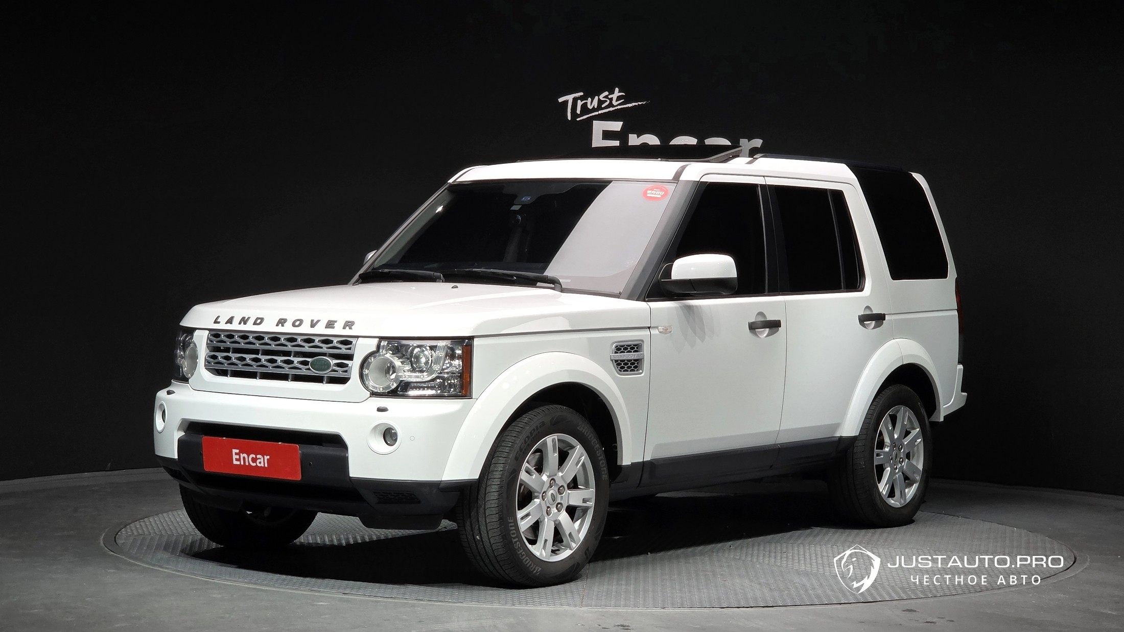 Автомобиль Land Rover Discovery