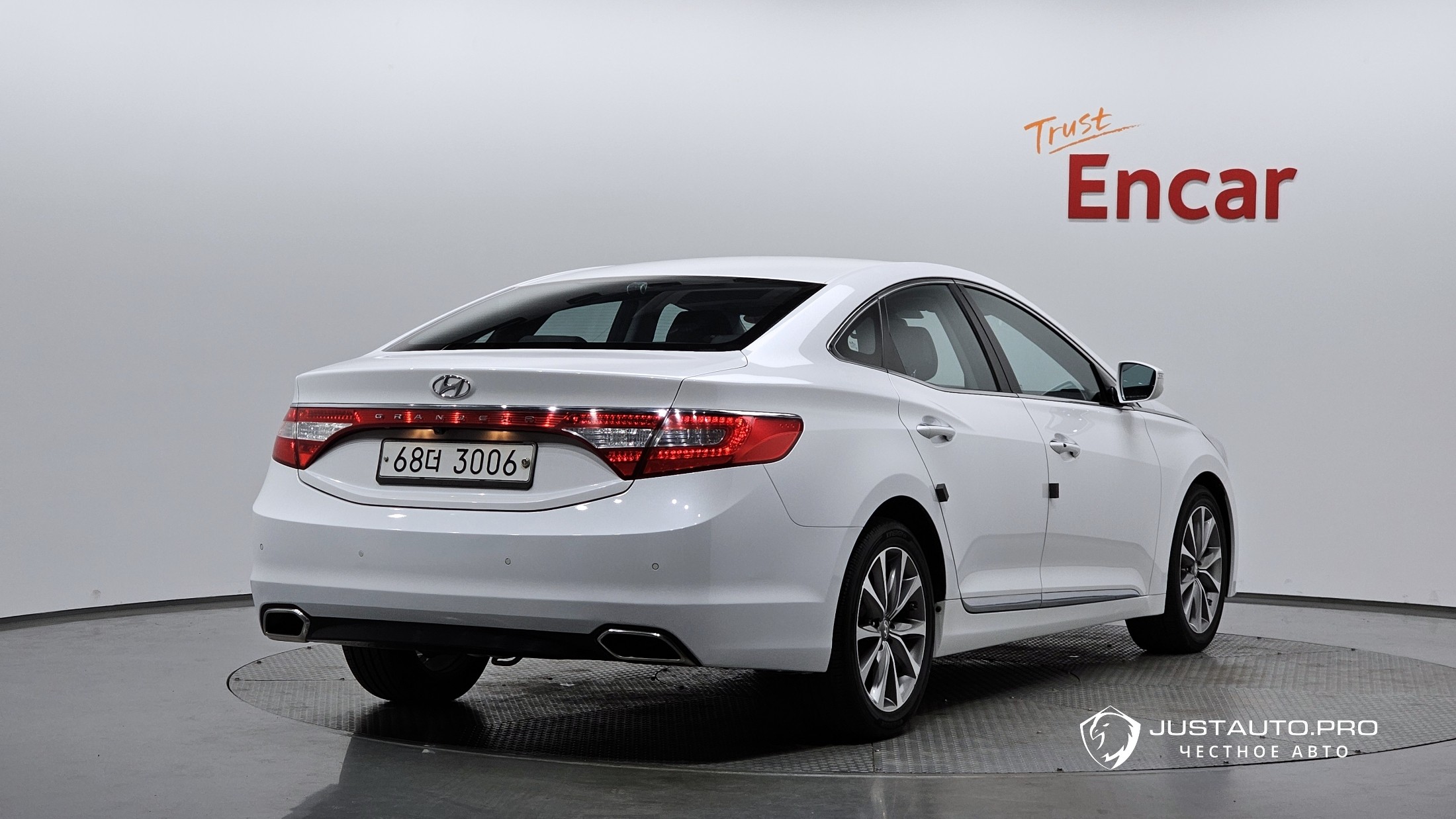 Автомобиль Hyundai Grandeur