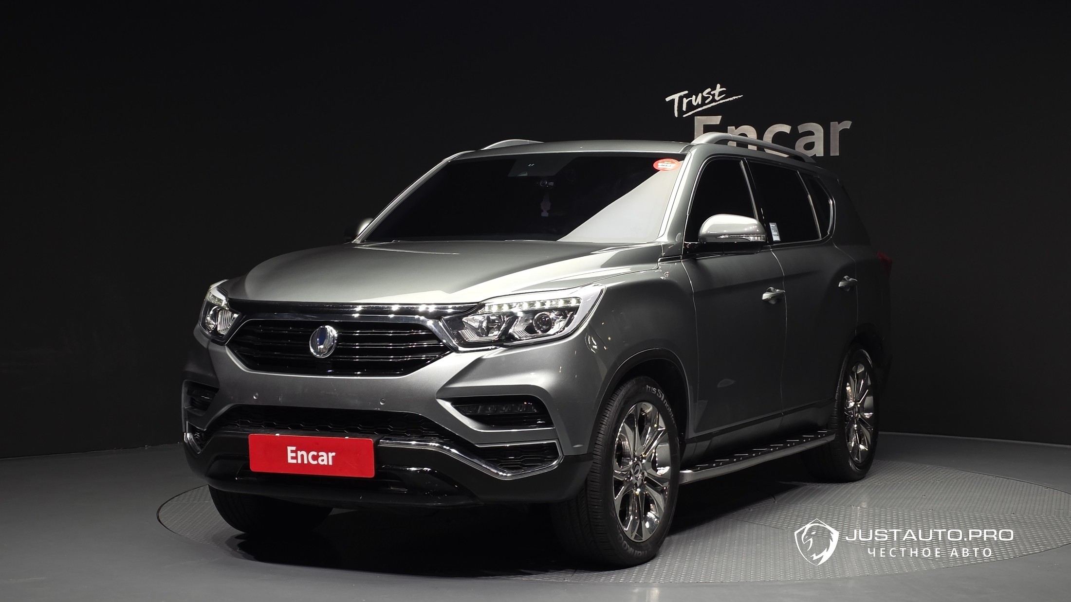 Автомобиль KG_Mobility_Ssangyong Rexton
