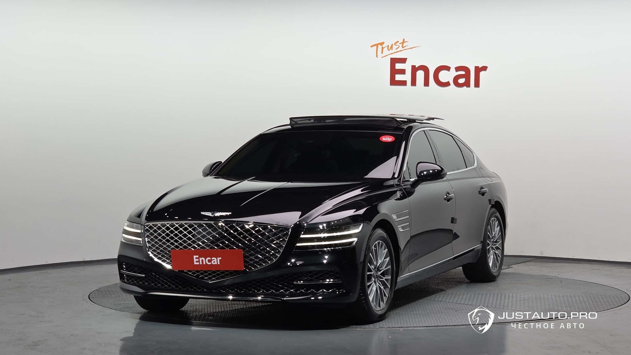 Автомобиль Genesis G80