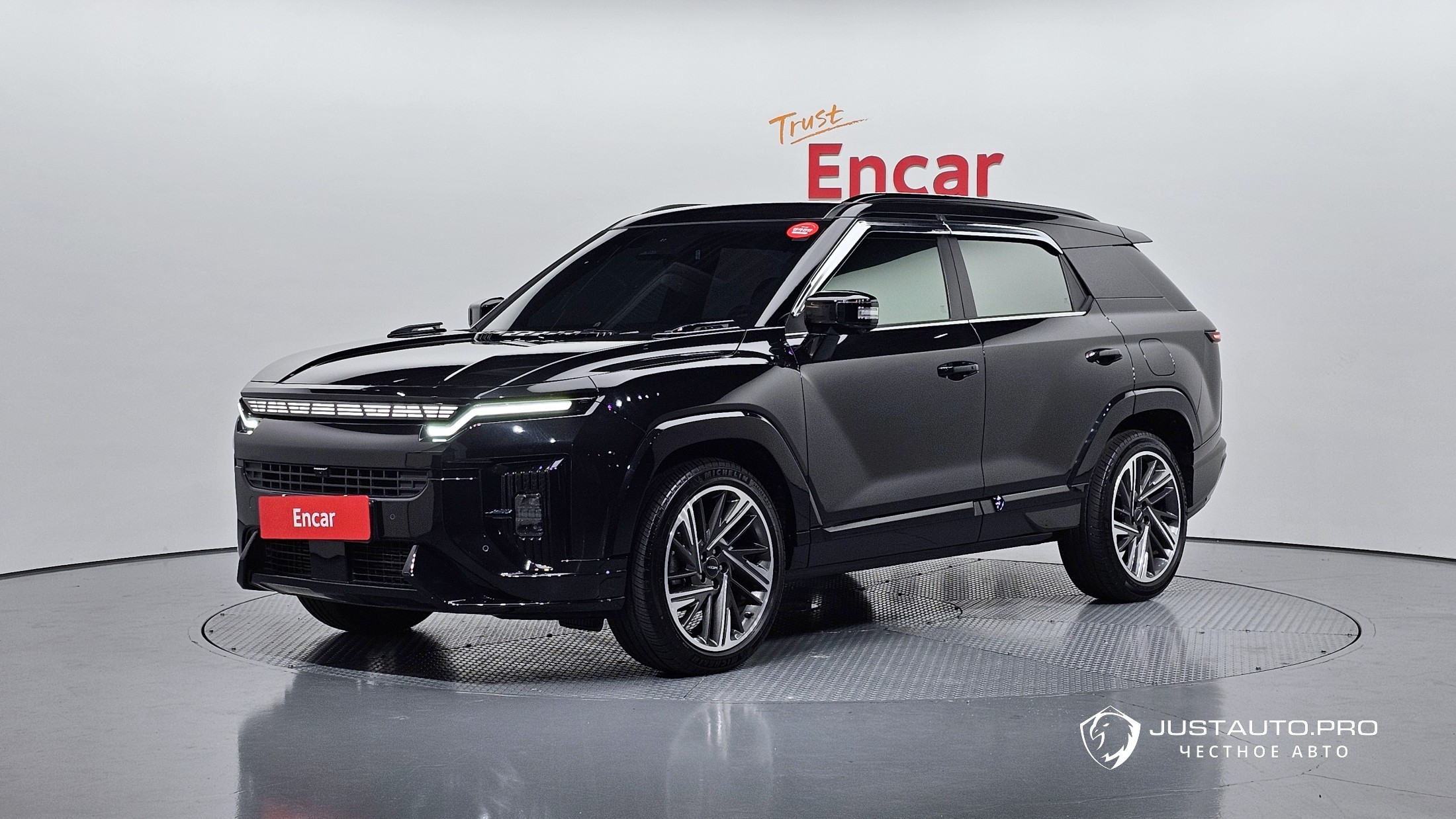 Автомобиль KG_Mobility_Ssangyong Actyon