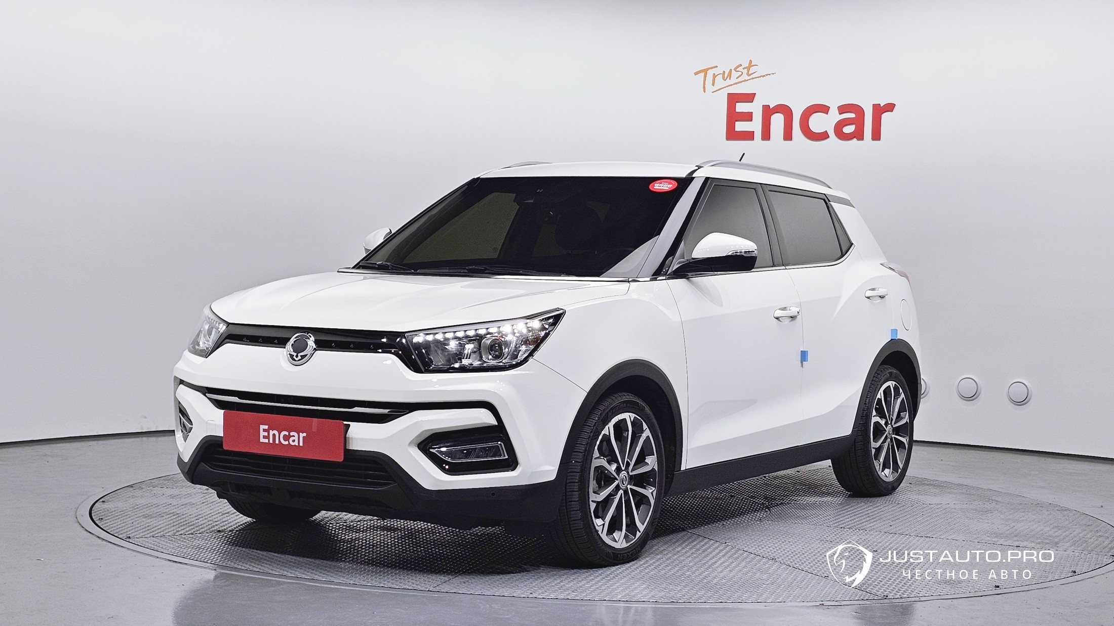 Автомобиль KG_Mobility_Ssangyong TIBOLI