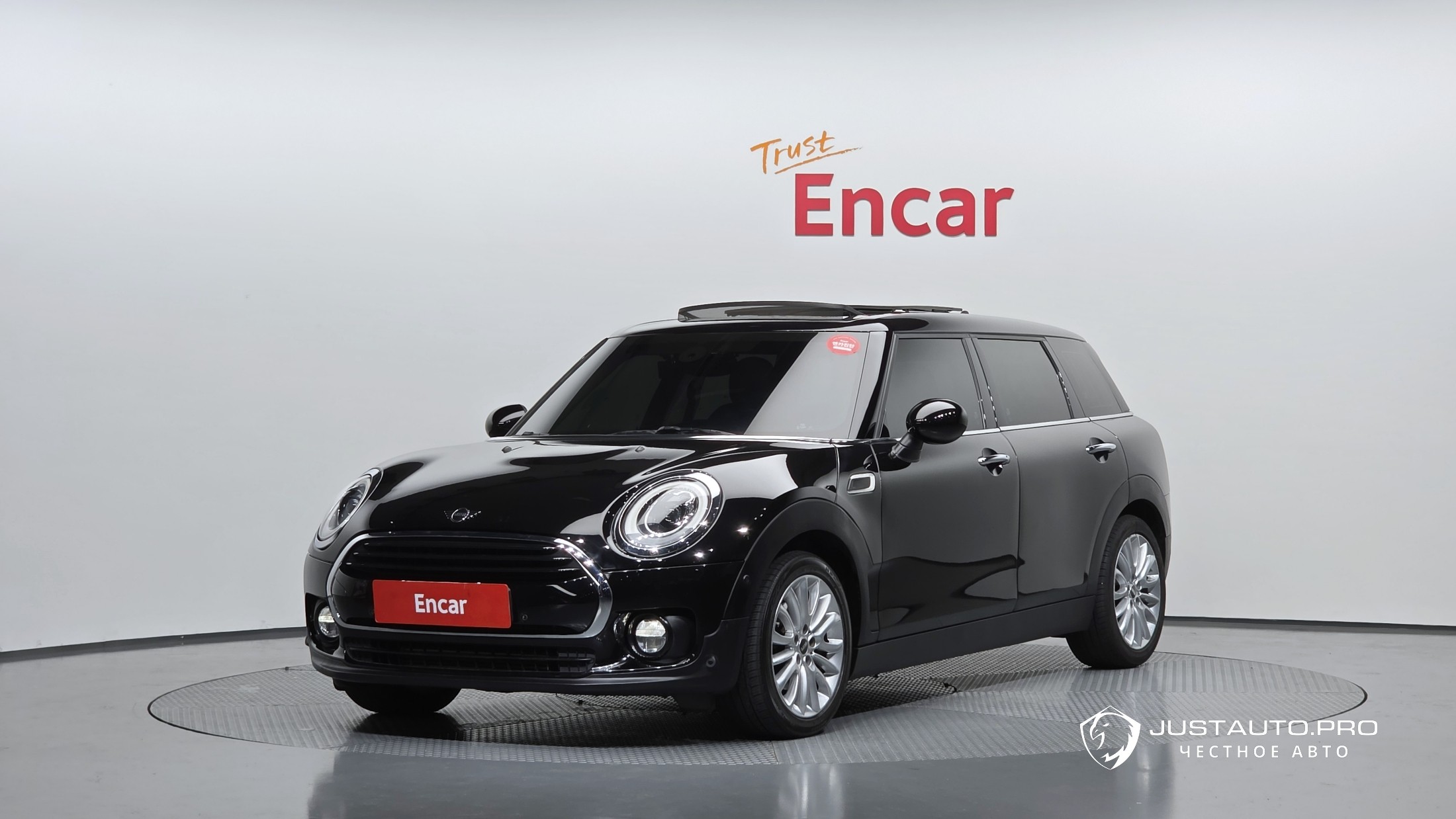 Автомобиль Mini Clubman