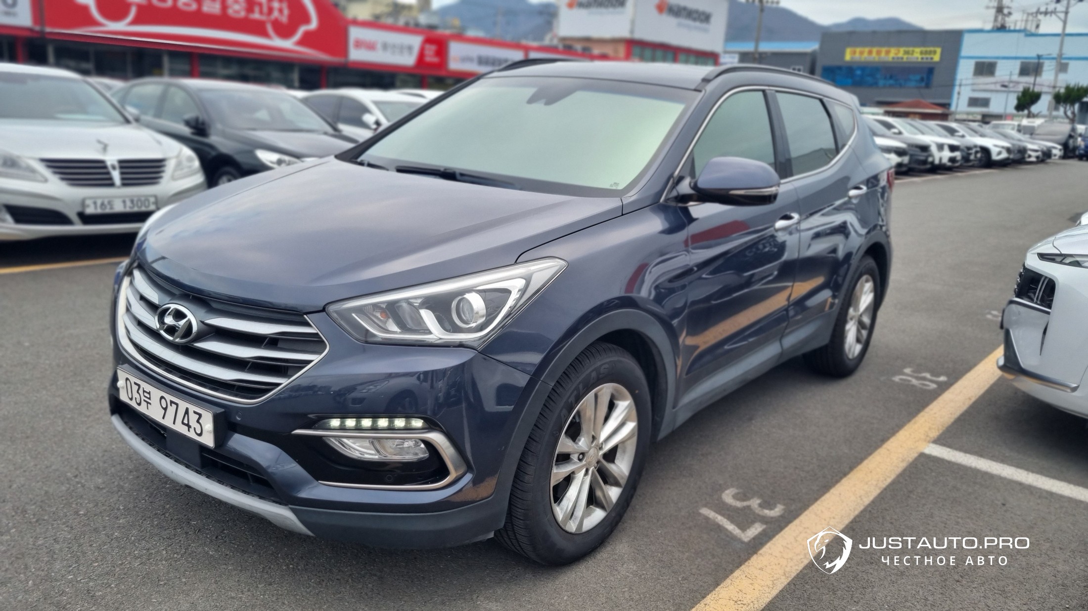 Автомобиль Hyundai Santafe