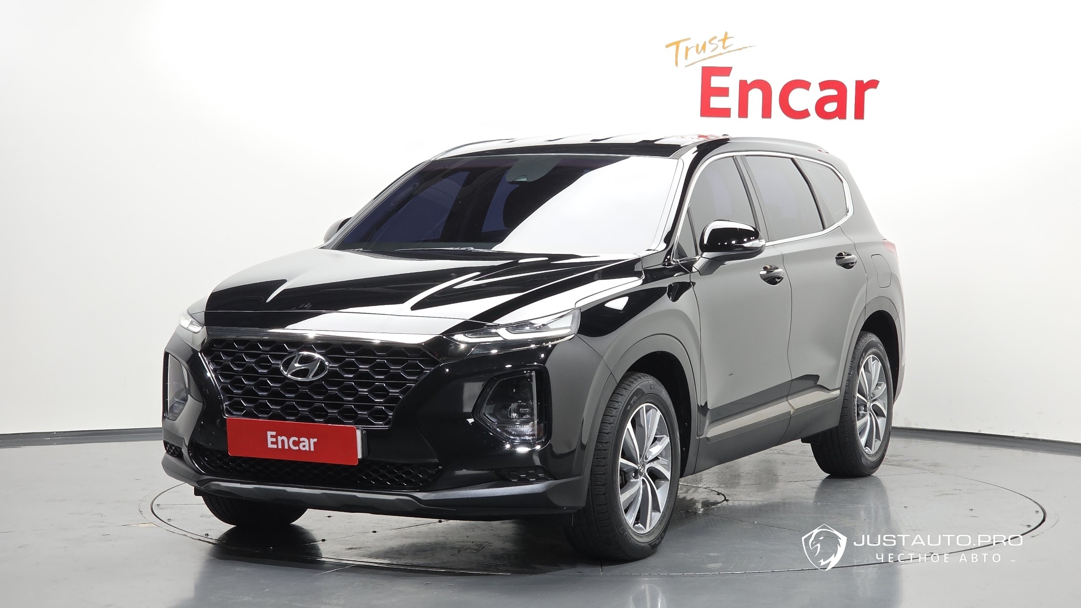 Автомобиль Hyundai Santafe