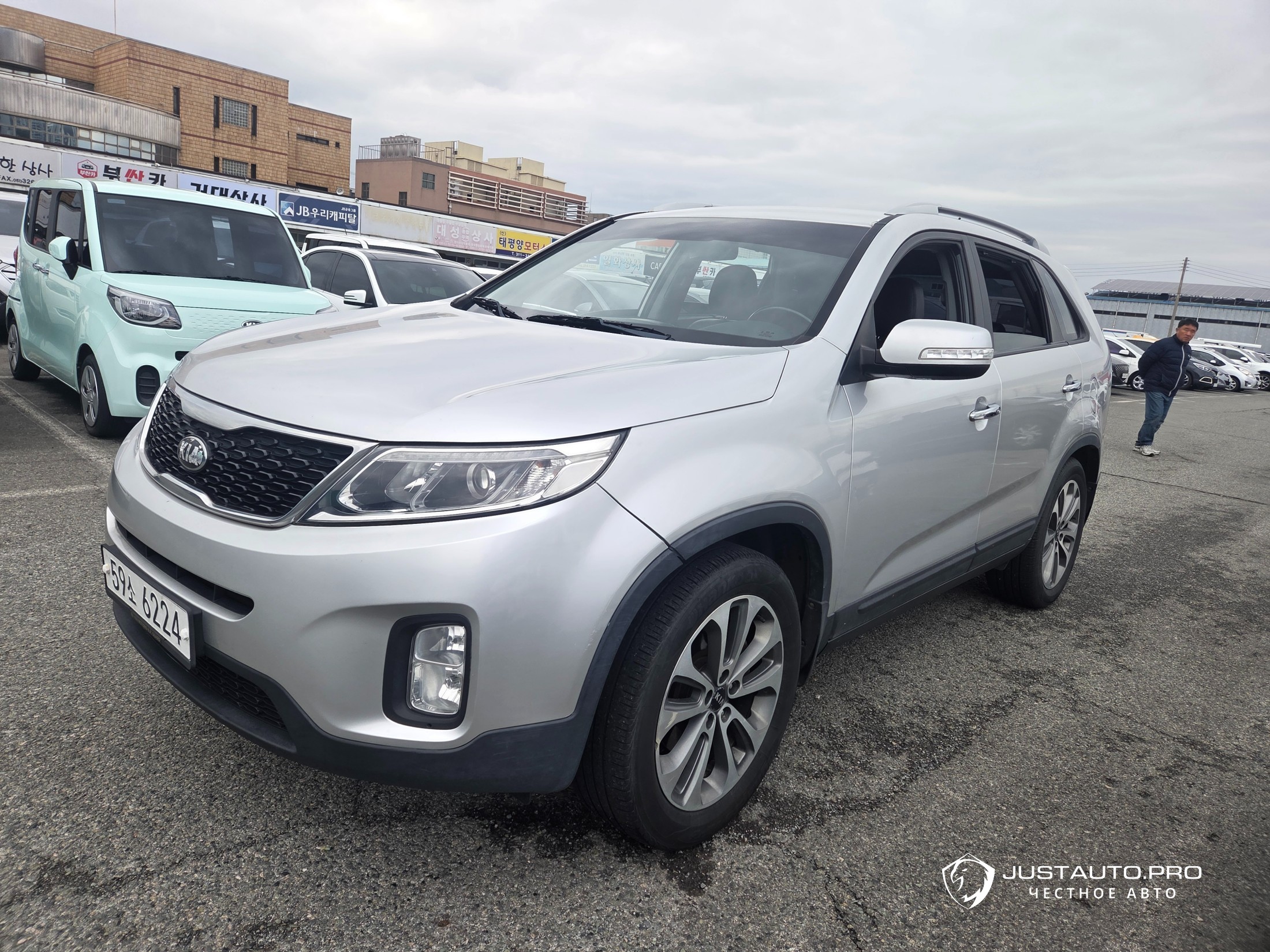 Автомобиль Kia Sorento